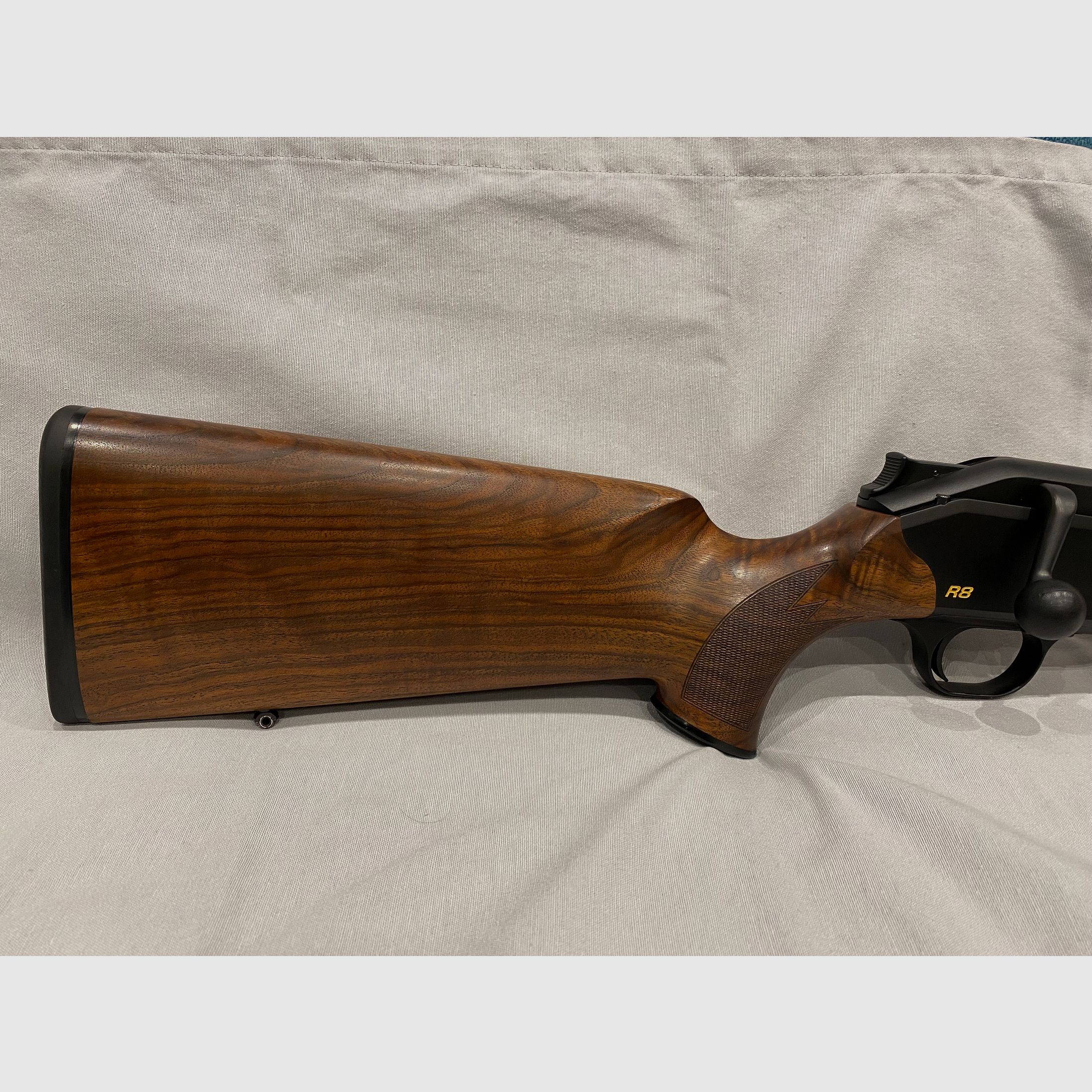 Blaser R8 Standard Holz mit Blaser Sattelmontage für Swarovski (Innenschiene)