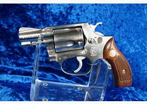 Smith & Wesson 60