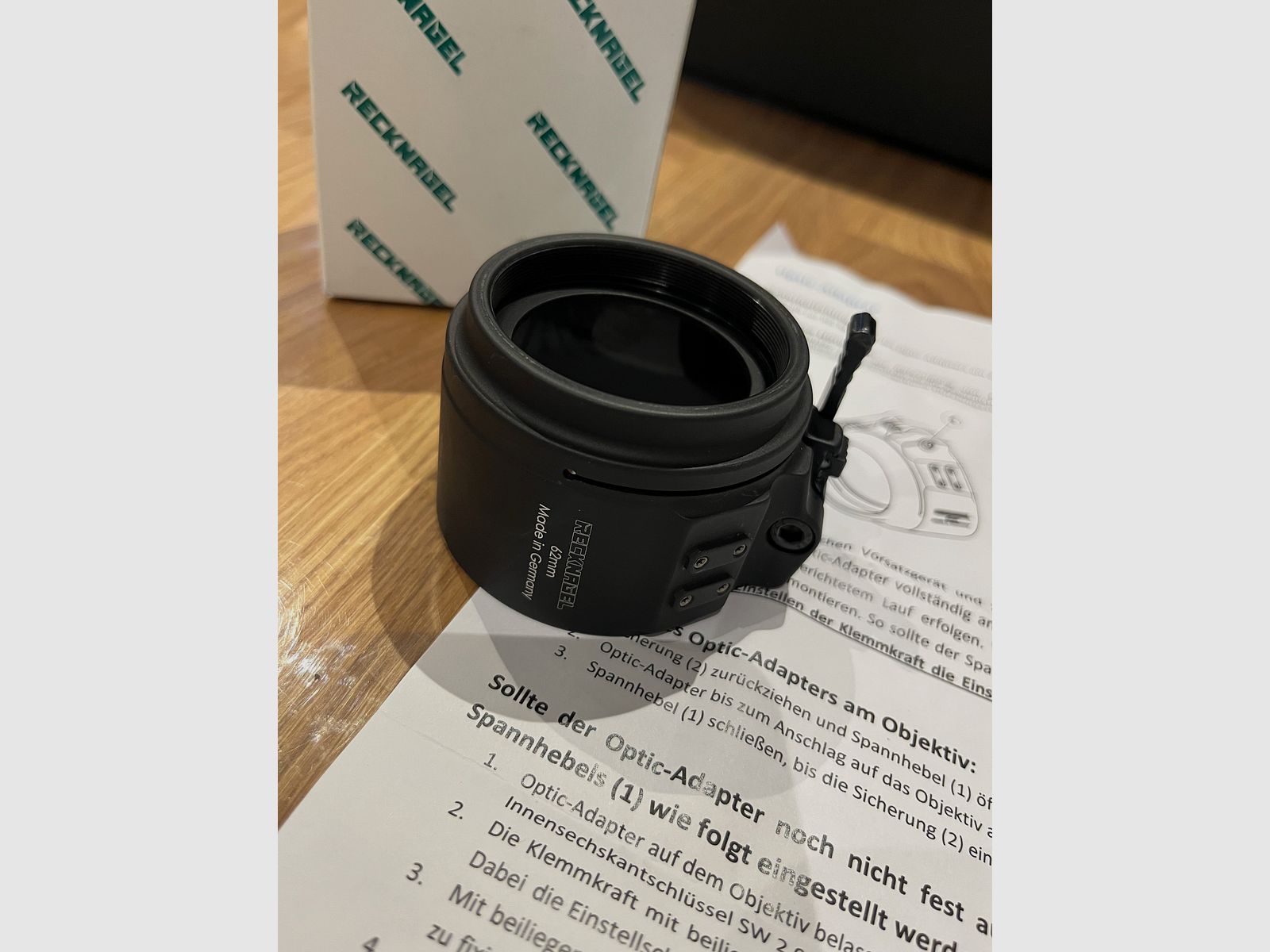 Recknagel clamp adapter for attachment devices