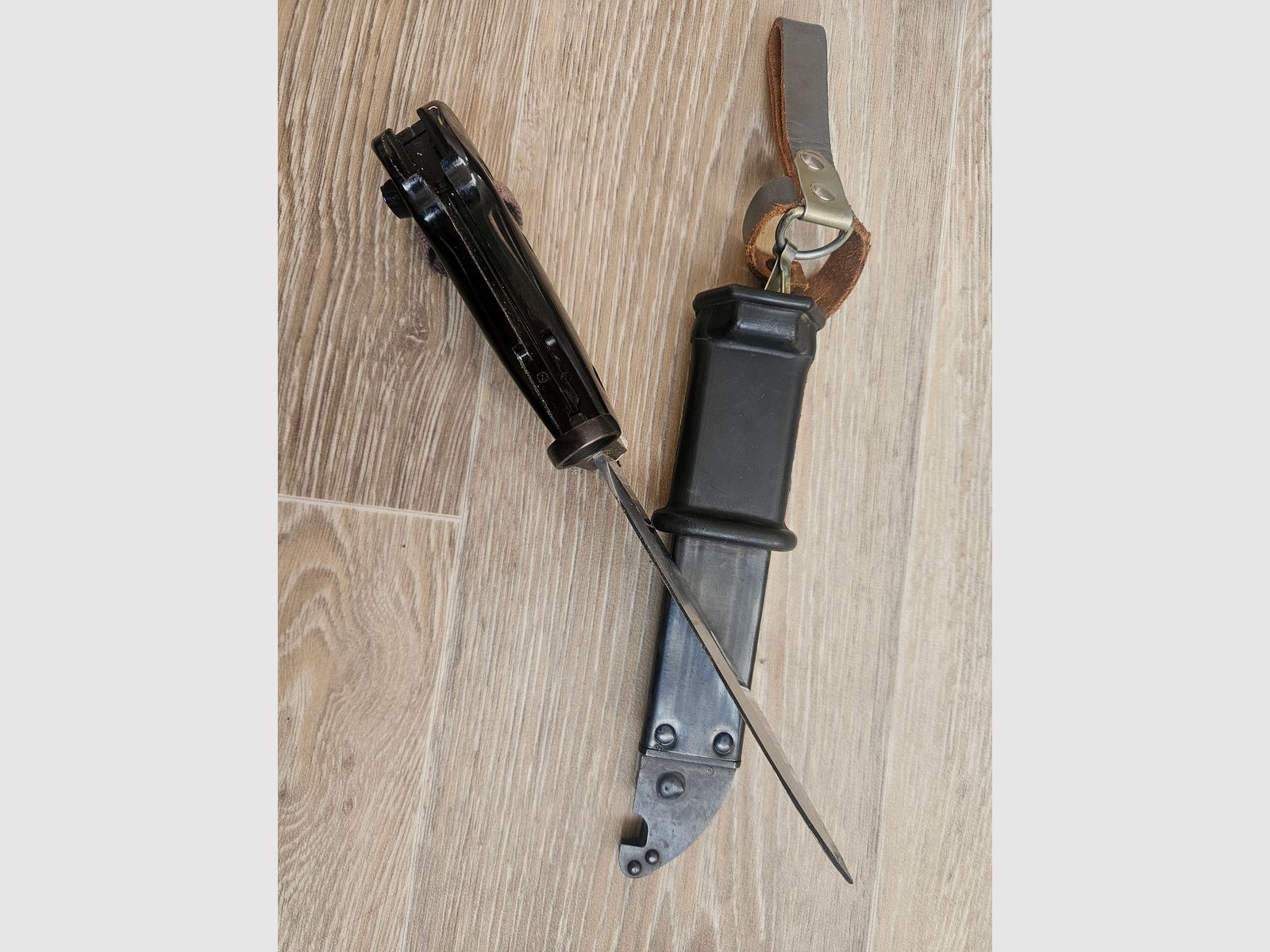 NVA DDR Bajonett AK47/74