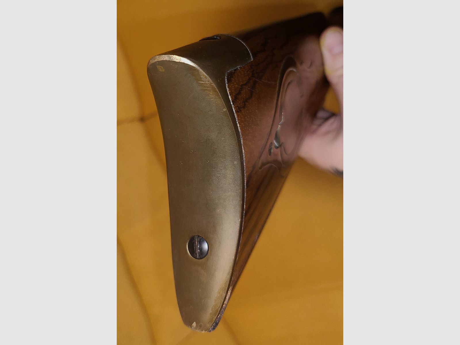 1x FUCILE A PERCUSSIONE / cal. 45 / AH / MARRONE NOCE / CASTAGNO /139936 / POLVERE NERA SCHWARZPULVER / CALCIO IN LEGNO / OTTIME CONDIZIONI