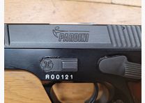 Très beau pistolet Pardini GT45 – 45 ACP – Carcasse alliage au top du sujet – Chargeur 13 coups double colonne – Toutes commandes ambidextres – Arrêtoir de culasse en accès bas – Verrouillage Petter – Crosse pentée façon Luger – Luxe et sport – État neuf
