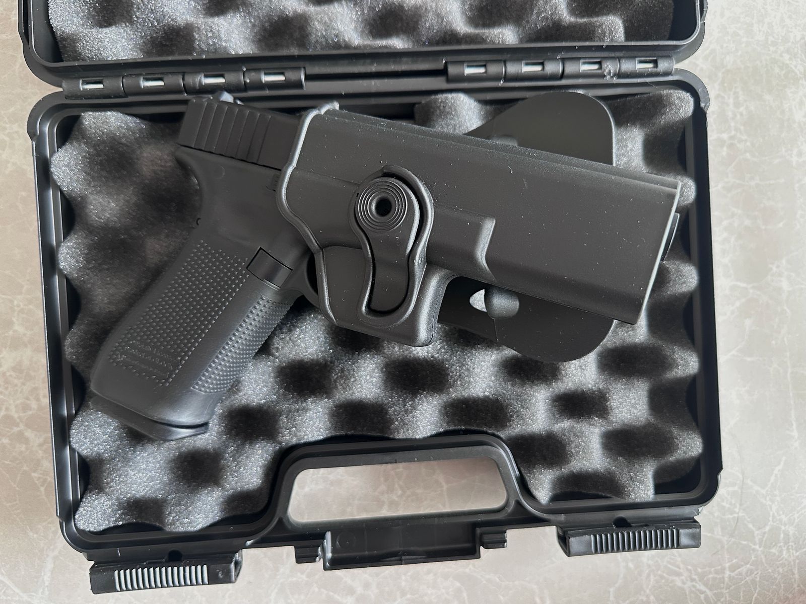 Glock 17 Gen.5 T4E CO2 RAM Pistole Kal. .43 + Holster