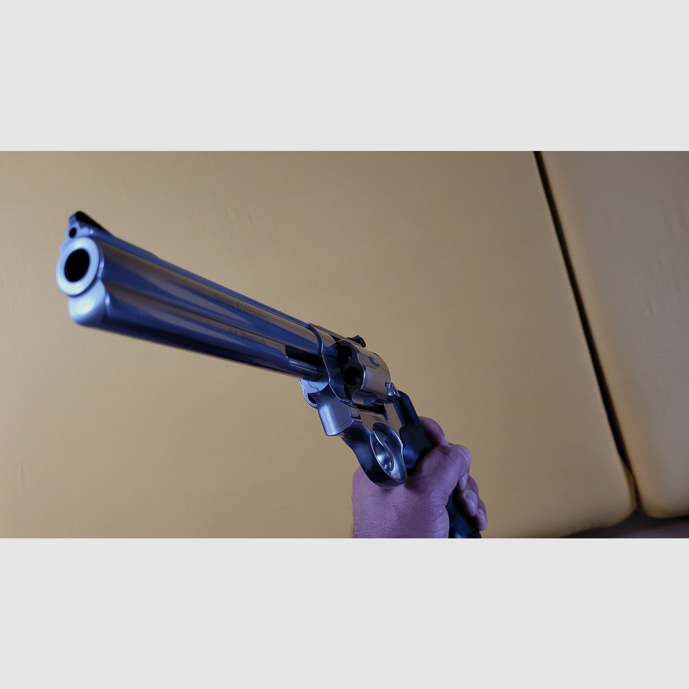 44 Magnum Smith & Wesson Revolver 629-5 Classic