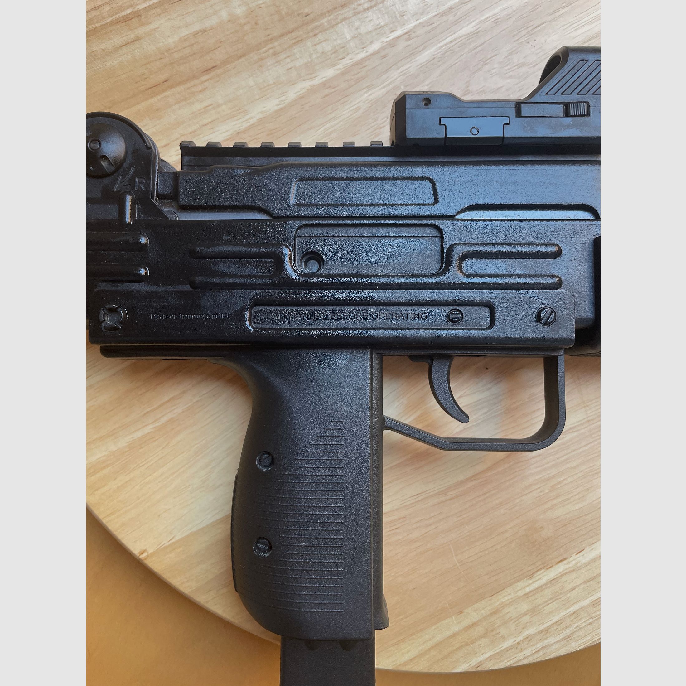 IWI Mini UZI - Federdruck Luftpistole / Maschinenpistole-Nachbildung (Kaliber 4,5 mm Diabolo)