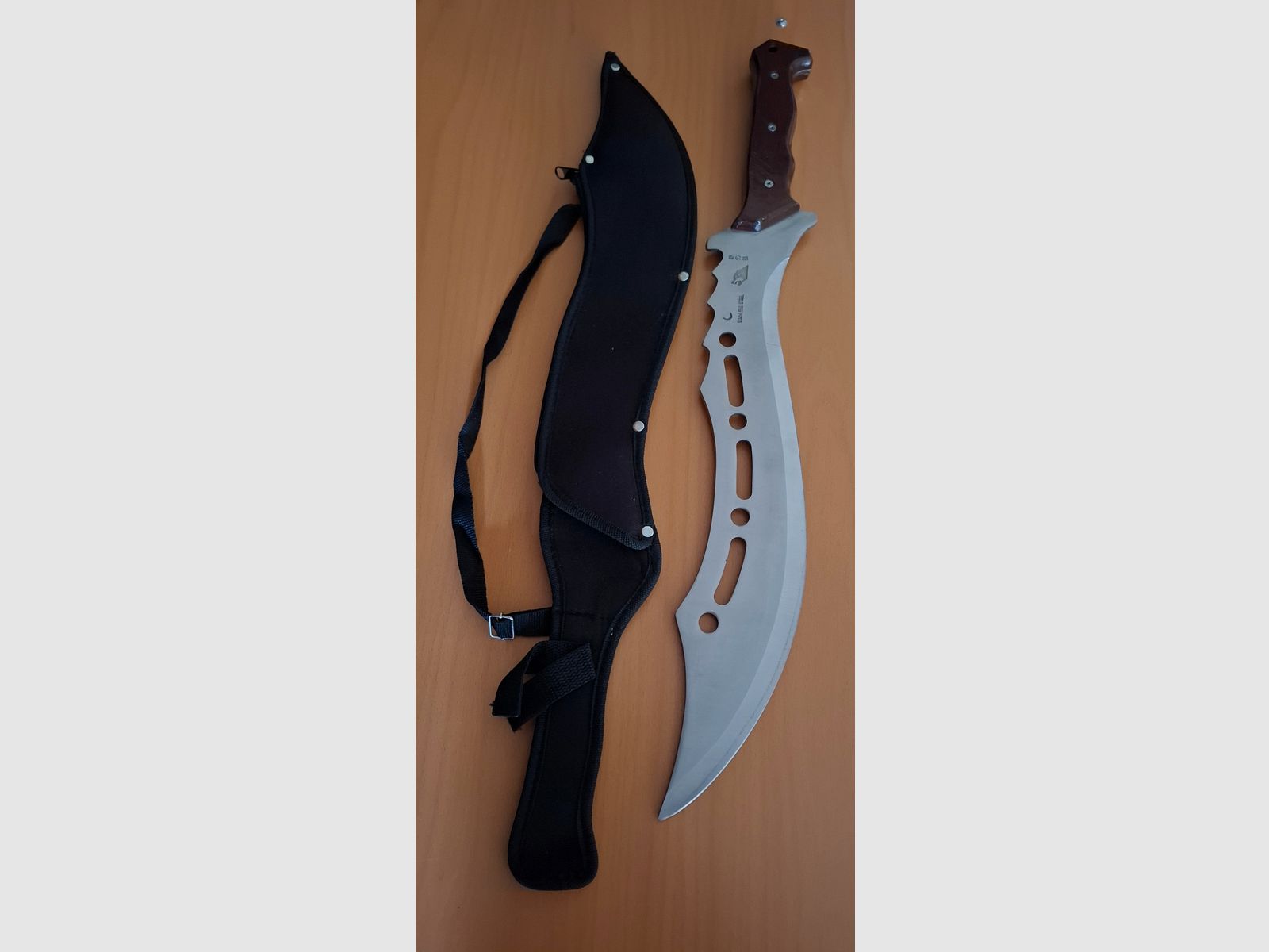 Selling from collection. Machete-Bush knife XXL Like new.