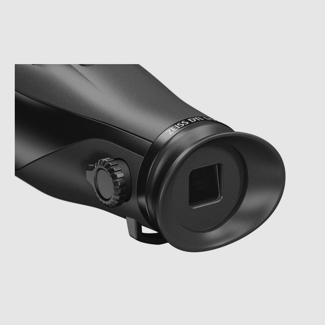 ZEISS thermal imaging camera handheld device DTI 1/19
