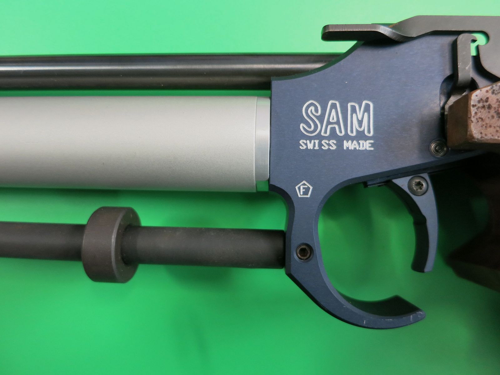 Anschütz M10 – Präzisions-KK-Pistole, SAM Swiss made, Kaliber .177 4,5mm, Morini-Griff, Trockenschußhebel!      #60