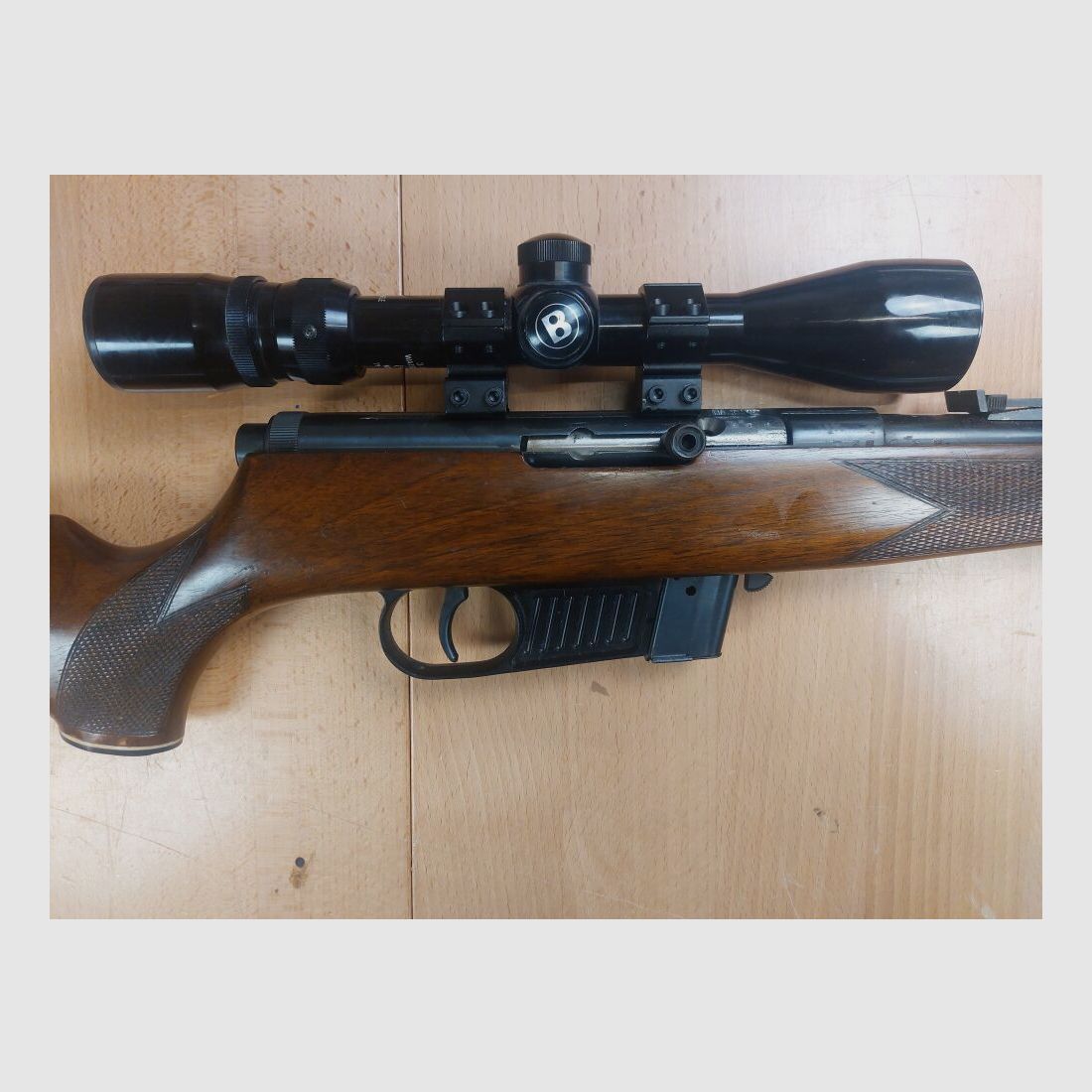 Voere Selbstladebüchse