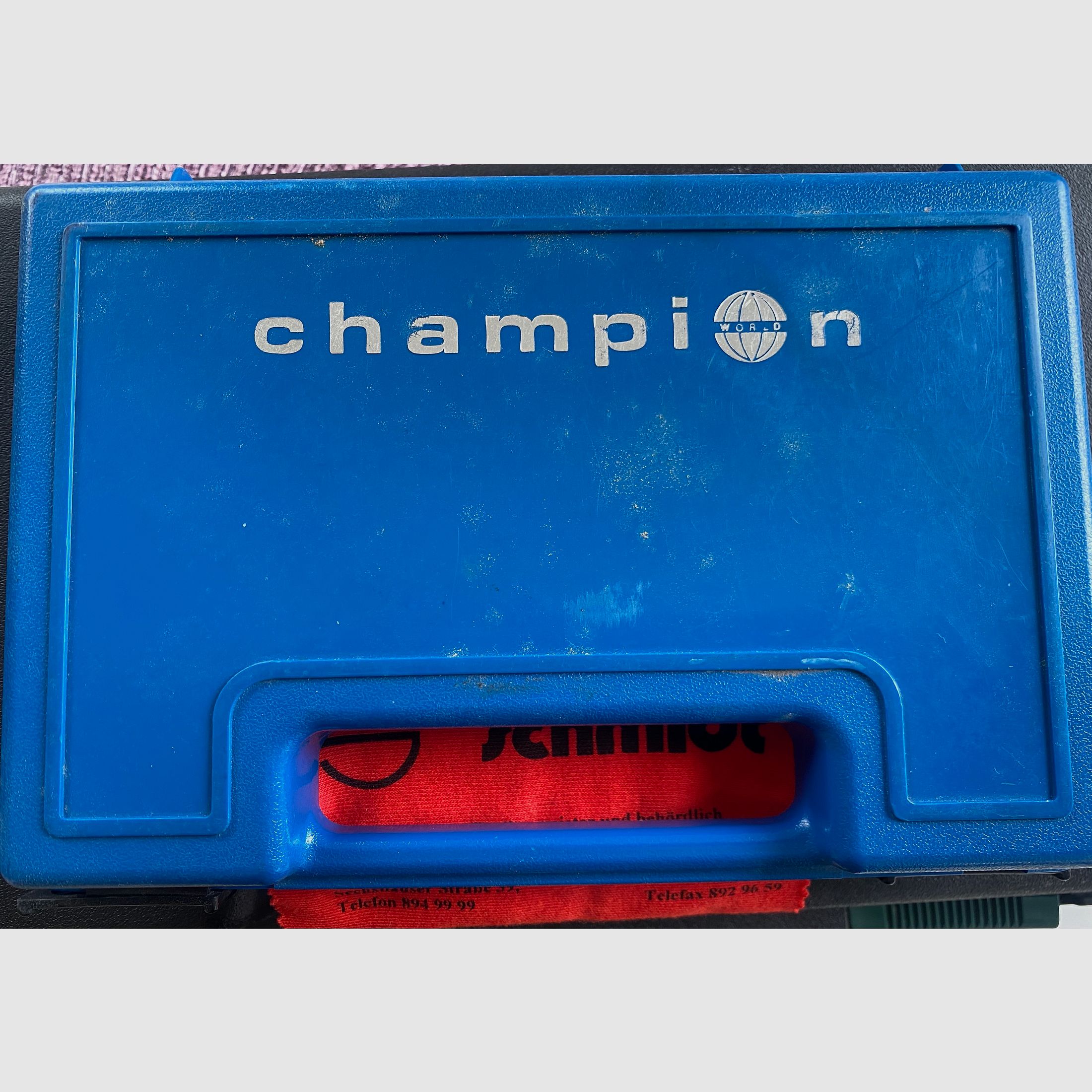 Turnierbrille von Champion