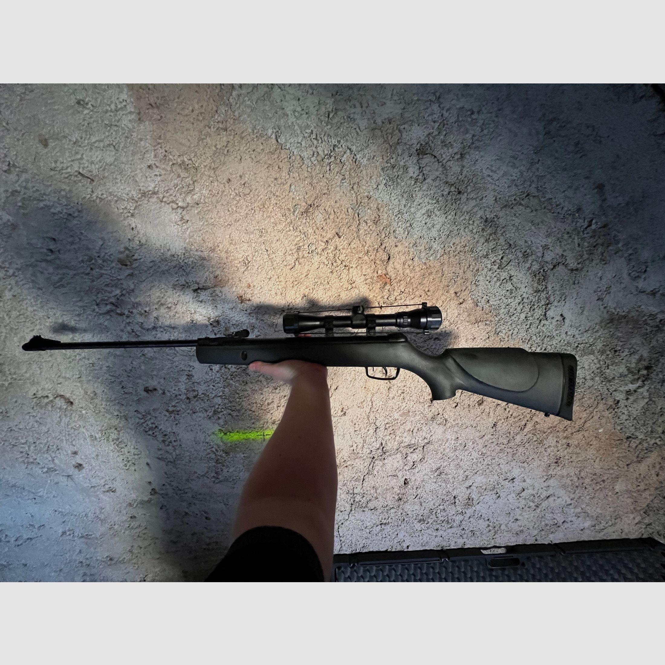 Gamo Shadow 1000 incl. scope, case + pellets