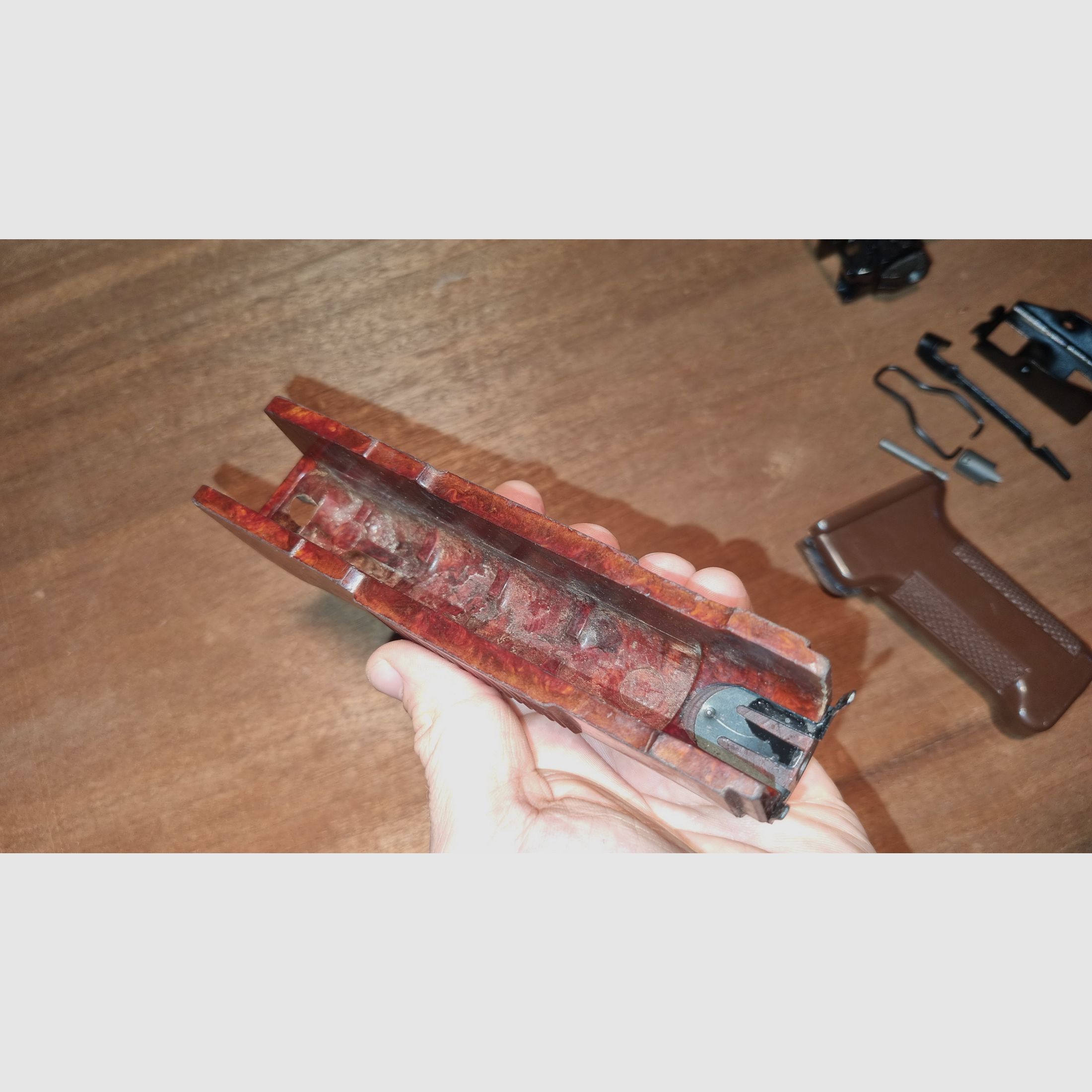 Completamento del calcio con gancio di filo per SUHL MPI KMS-72 & MPI AKS-74 in condizioni eccellenti! DDR / NVA / AK-Kalashnikov / Unione Sovietica / URSS