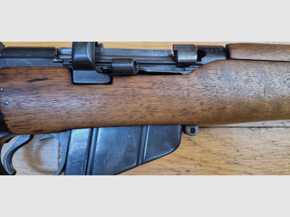 Seltenes englisches Gewehr Lee Enfield MKIII (UND NICHT MKIII(*)!) – Cut-off UND Volleyvisier – Herstellung Enfield 1915! – Originalkaliber 303 Brit. – Monomatrikel! – Alle Teile konform – Guter Lauf – TBE+, Bild 6 von 37