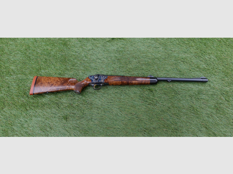 Blaser R8 Selous Großwildbüchse