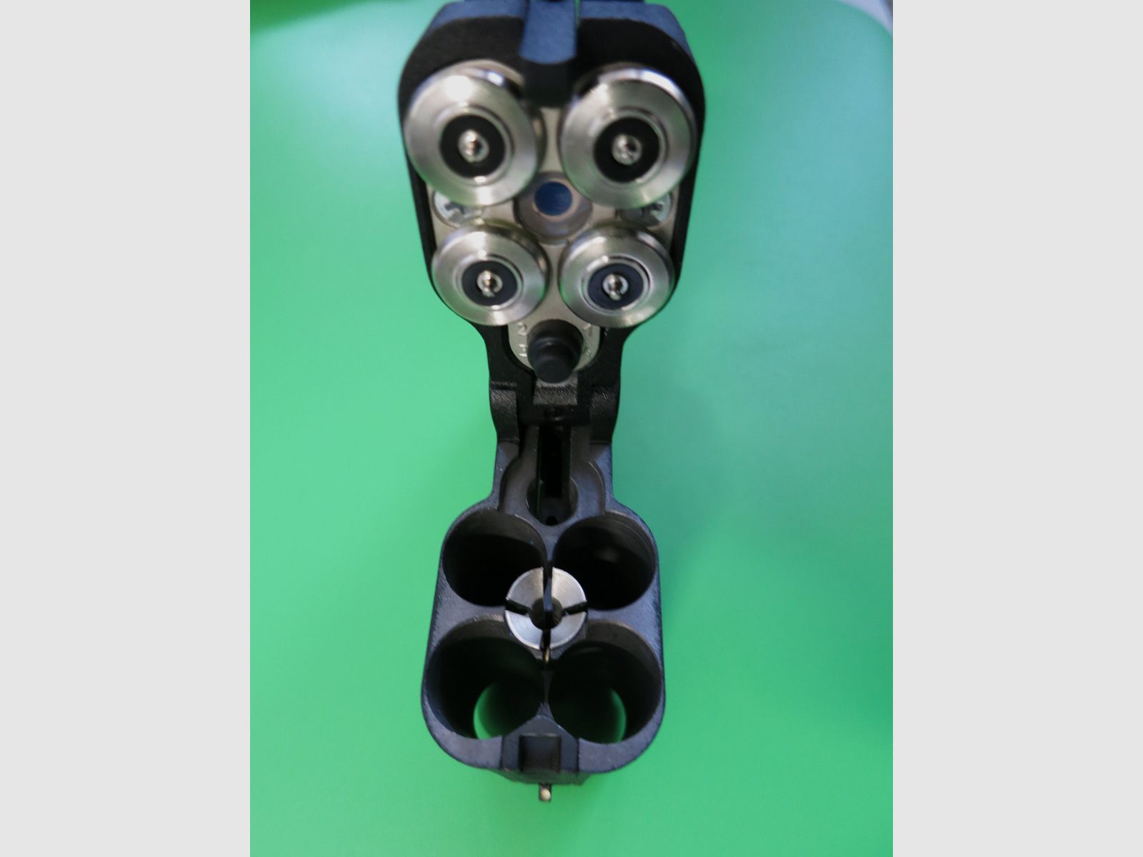 Self-defense and signal pistol OSA Non-lethal pistol PB-4-2 WASP, cal. 18.5 mm, display piece #70