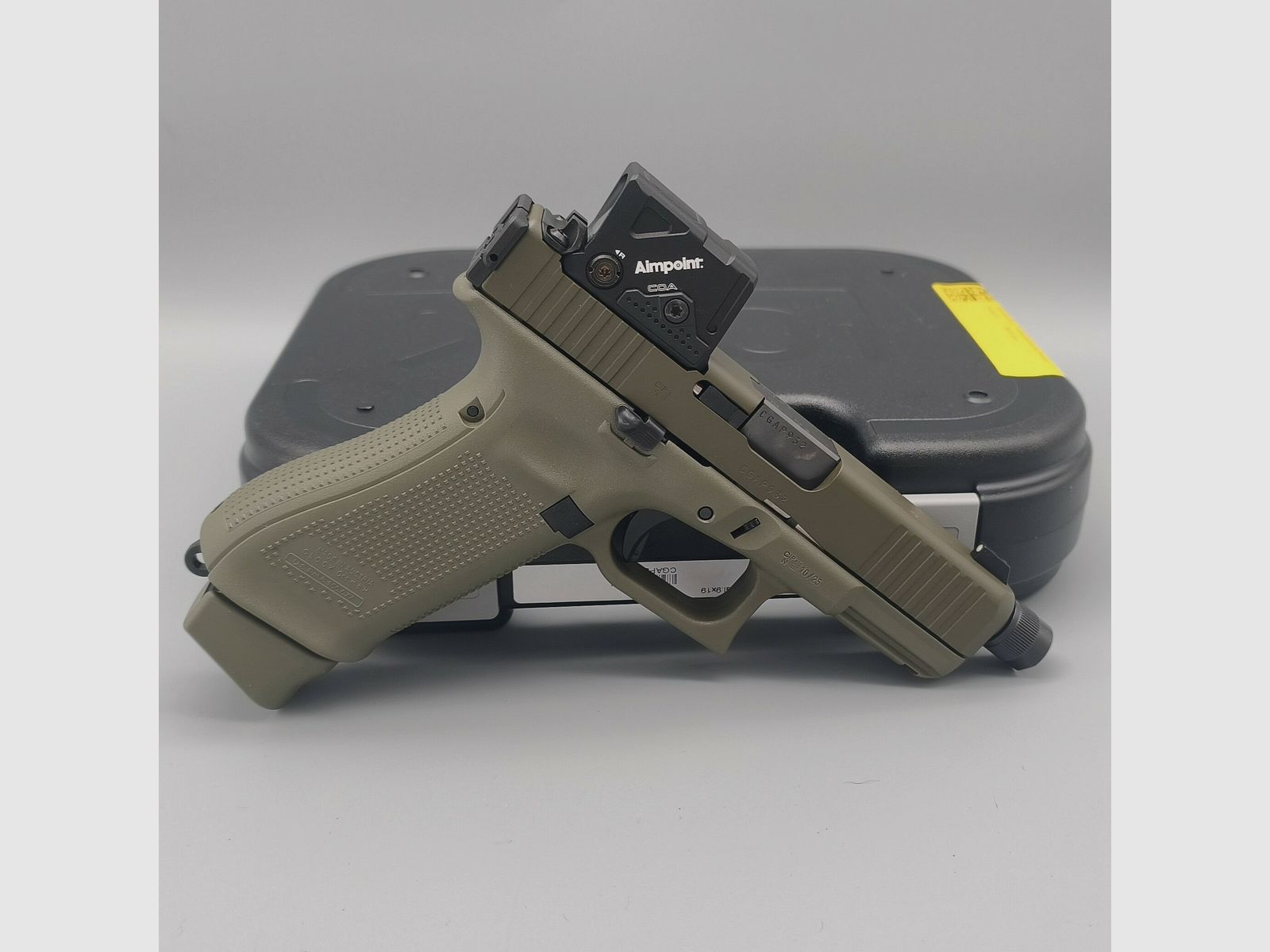 Glock45 Gen5 Hunter Edition avec filetage Aimpoint COA Olive 9mm Luger