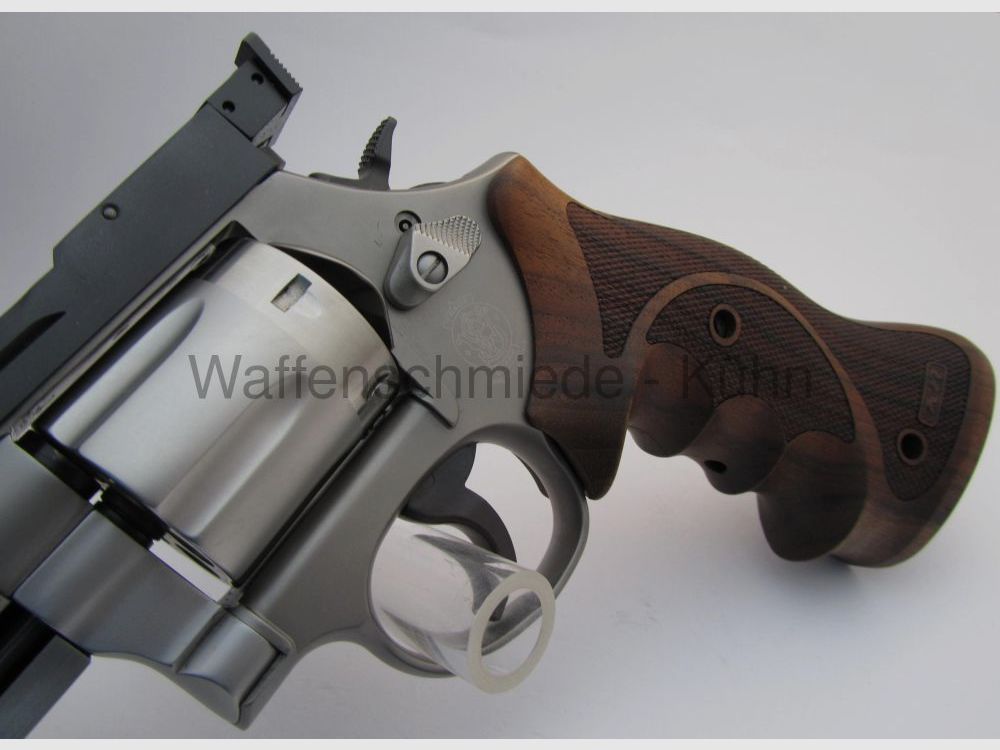 Smith & Wesson 686