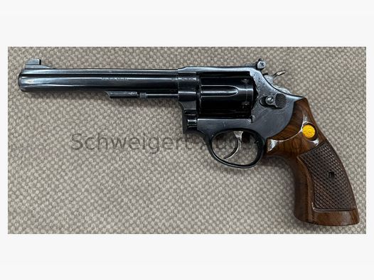 Taurus M 96 6 inch sport revolver .22lr