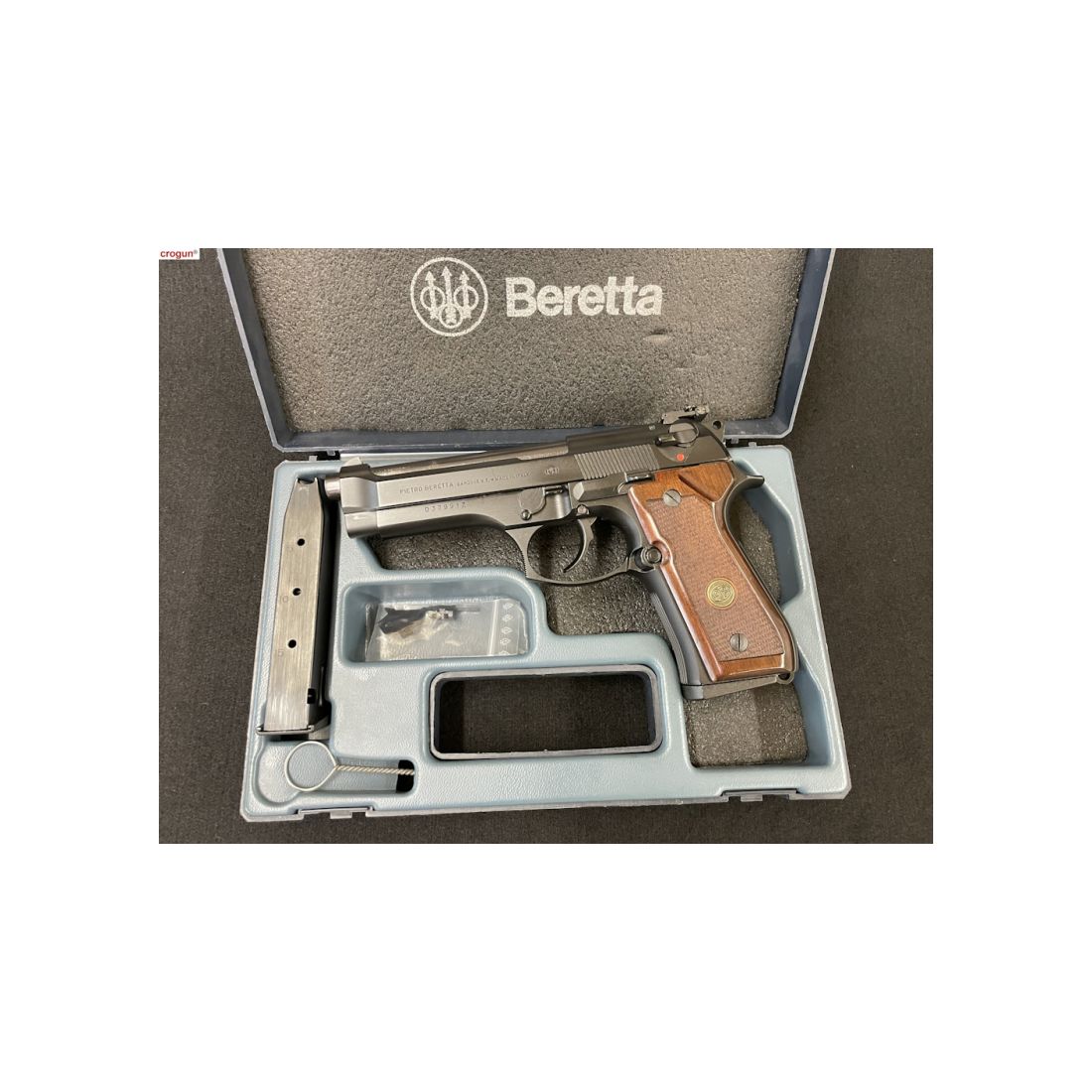 Halbautomatische Pistole Beretta 92 FS