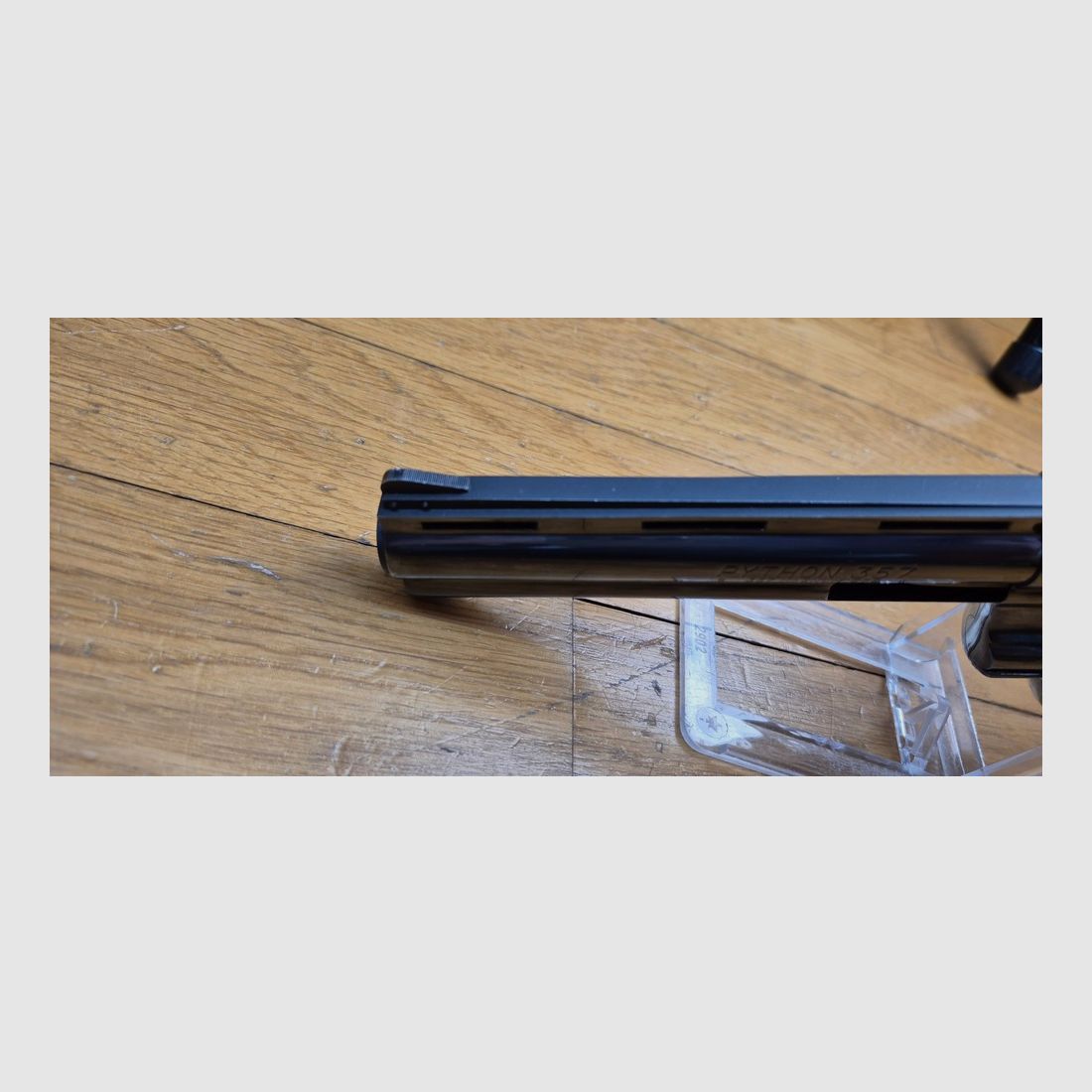 KOMMISSIONSWARE – Wunderschöner Colt Python 357 Magnum – Lauf 6 Zoll – Anfängerwaffe von 1980 in Spitzenfinish – Sehr wenig geschossen – Hervorragende Gelegenheit – Zustand mehr als ausgezeichnet – TBE++, Bild 15 von 20
