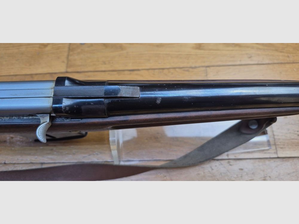 Bernardelli « Semiautomatico » model 1947 – Cal. 12/70 – First Italian semi-auto shotgun – Removable magazine 2+1 – Polychoke Hartford – Category B – Rare model, image 21 of 33