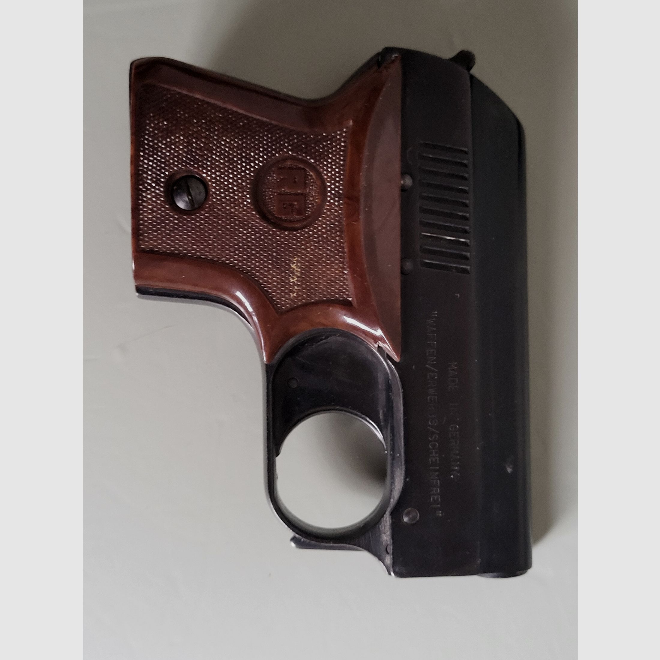 Pocket gas pistol - blank firing weapon RÖHM RG 3S - 1970s