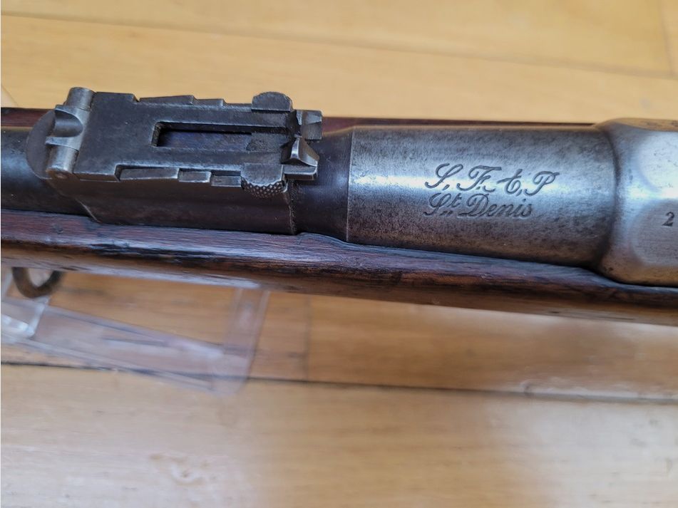 Rara carabina Mauser-Daudeteau 1871/94 – Calibro originale 6,5x54R – Arma regolamentare dell'esercito uruguaiano – 5.000 esemplari – Legno e marchi impeccabili – Tutto con numero corrispondente tranne una vite – Canne nuova e rara bacchetta originale – TBE++, immagine 15 di 26