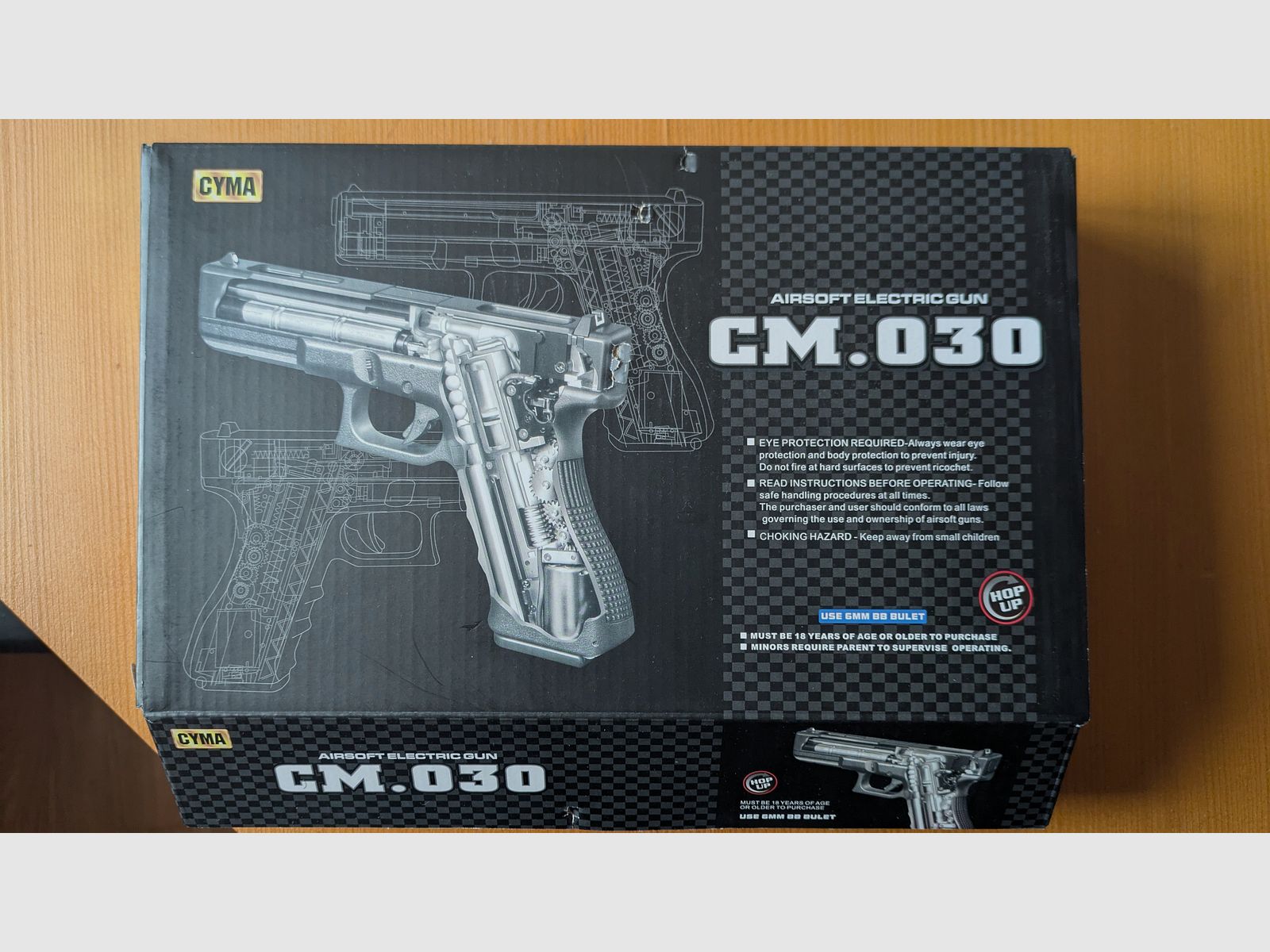 Cyma G18C AEP Pistol (CM.030)