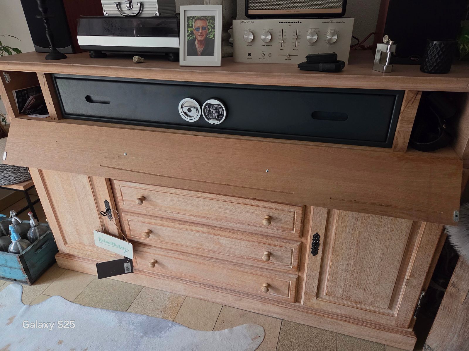  coffre-fort de tiroir / incl. commode ... 