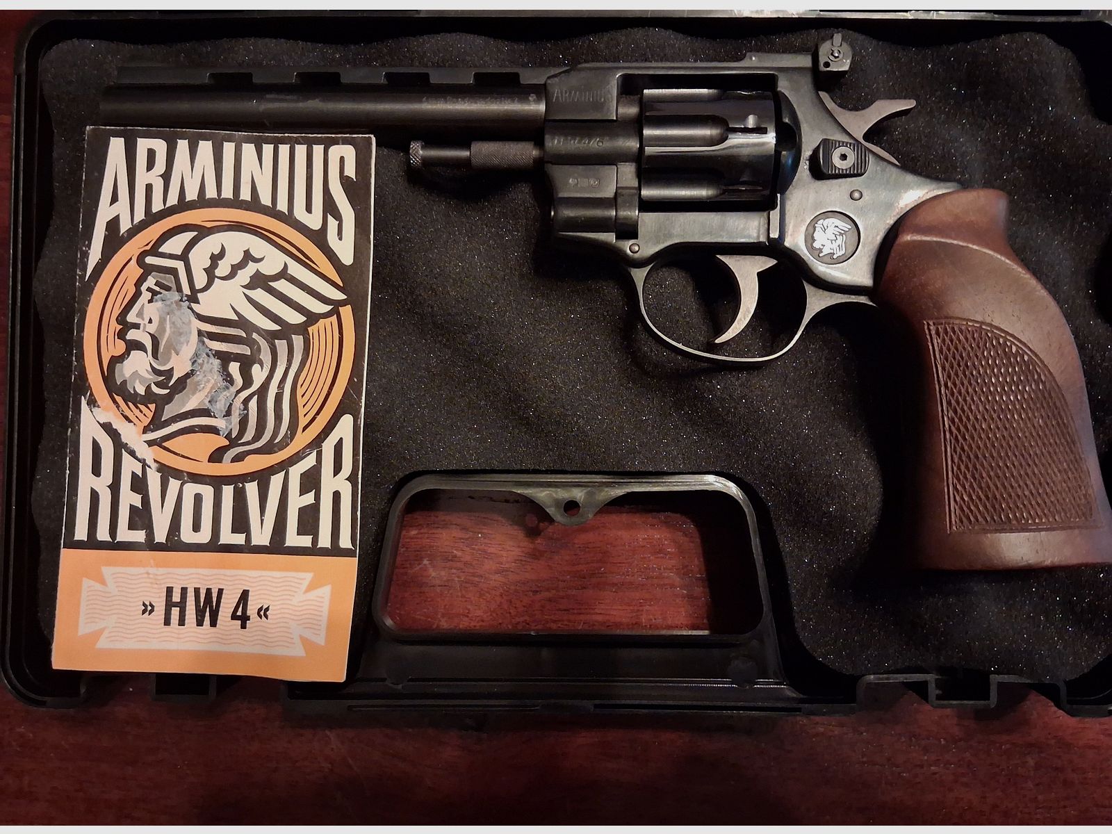 Arminius HW4/6 4mm Rand lang 8schüssig im Koffer