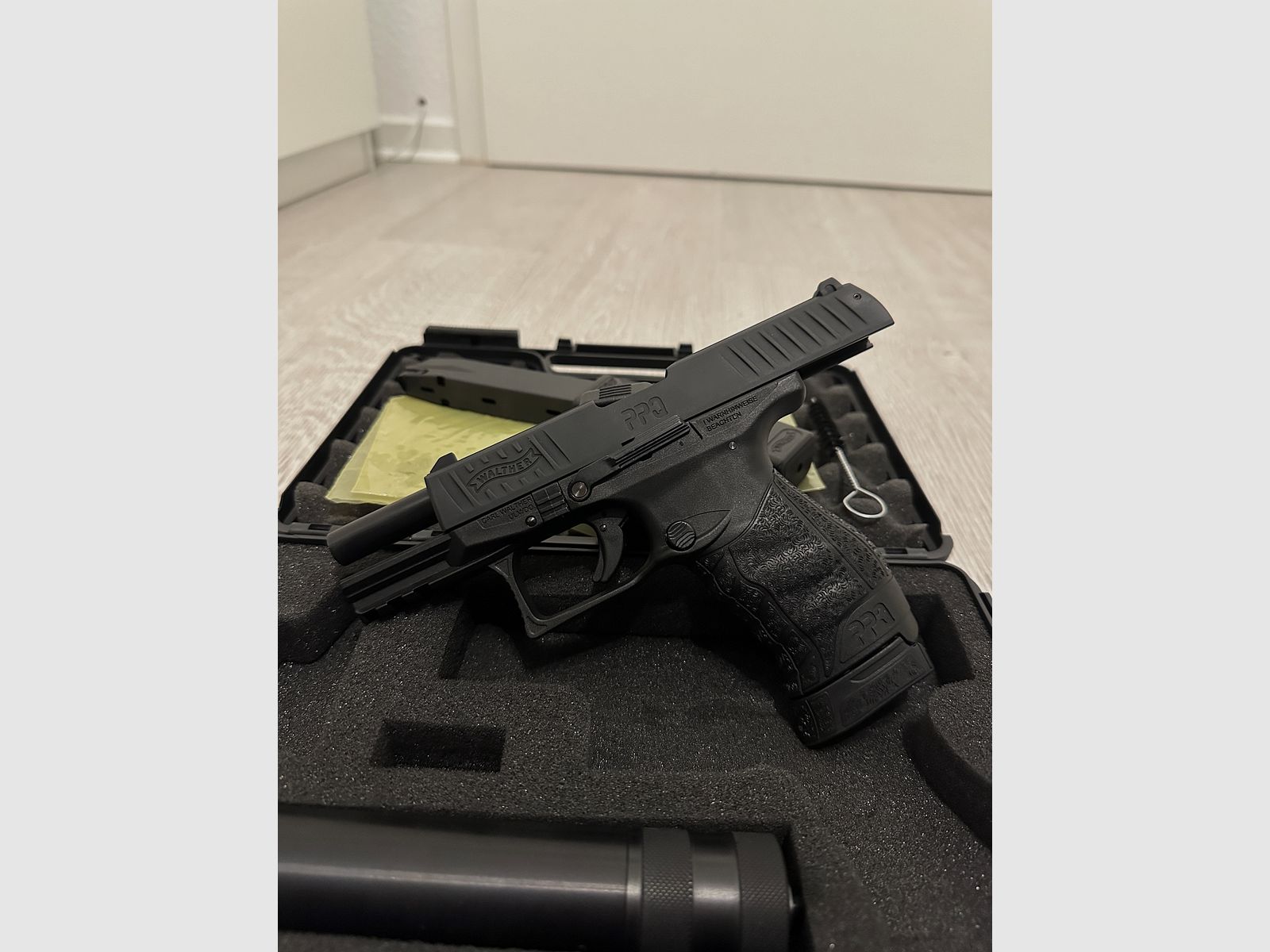 Walther PPQ Navy met 33 schots magazijn