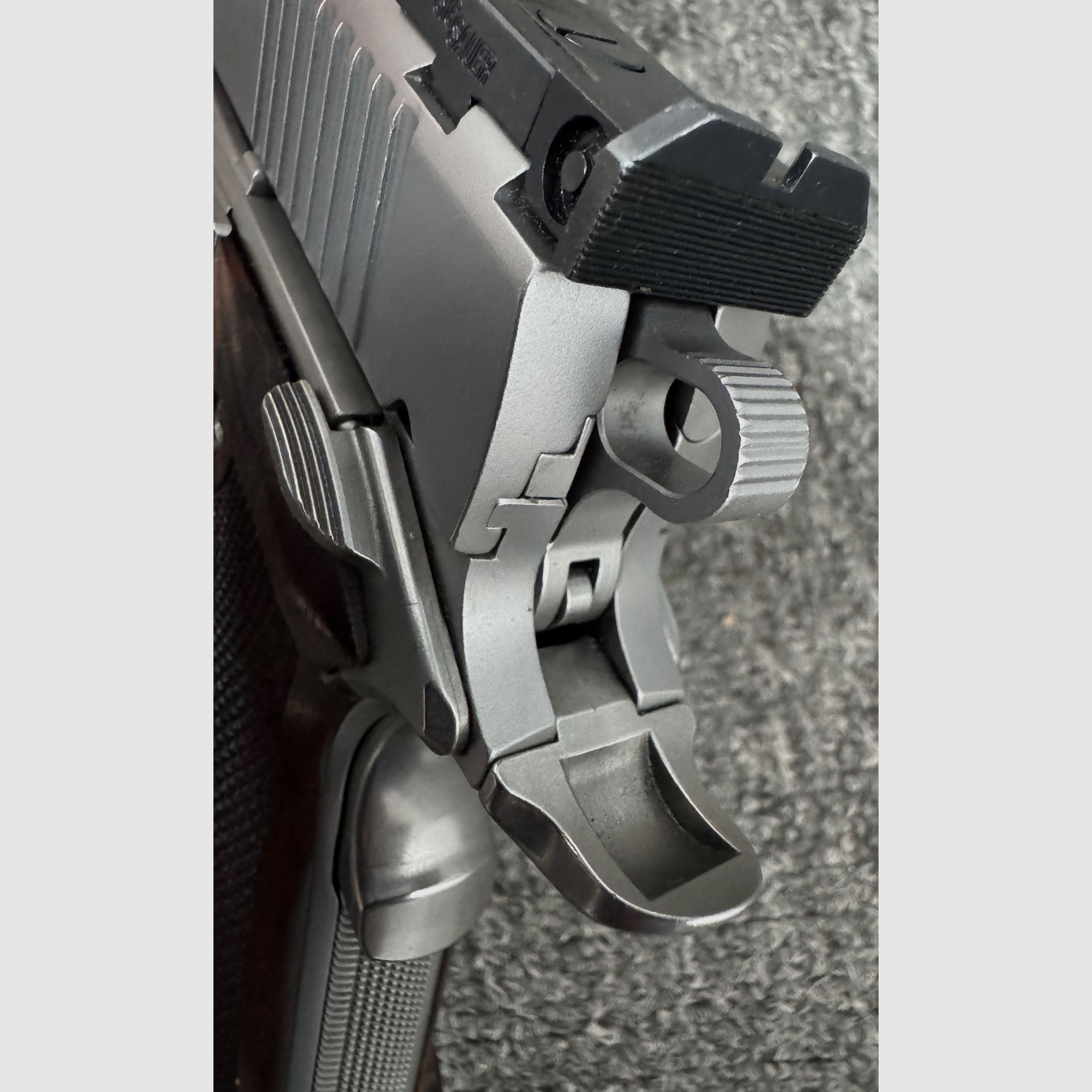 SigSauer 1911 Match Elite - 9mm Luger, image 8 of 11