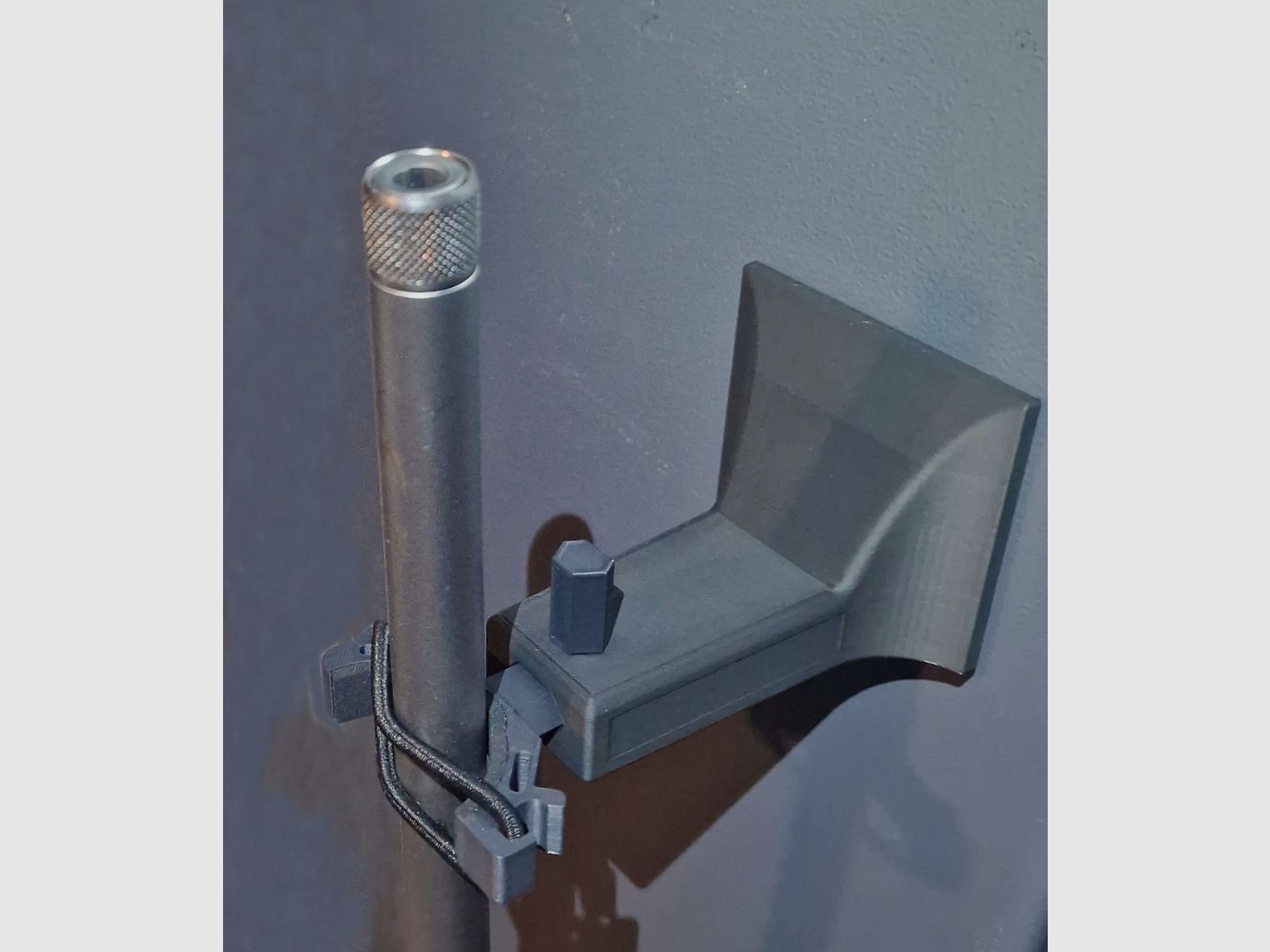 Support pour armes longues pour armoire à armes