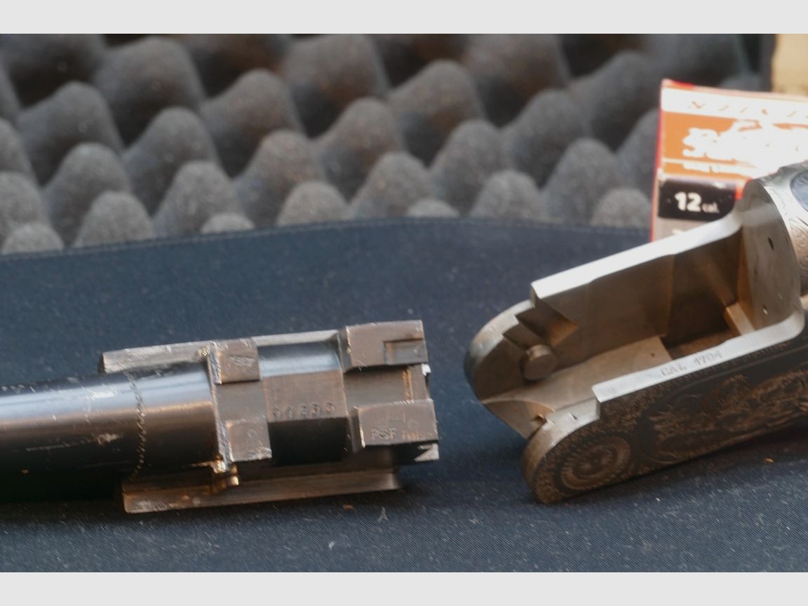 Bockbüchsflinte, Kettner, Ital. Fertigung, Kaliber 9,3x74R und 12/70.