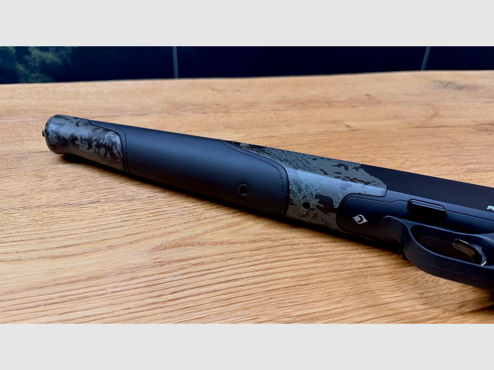Blaser R8 Ultimate Carbon Huntec Camo carcasa / Atzl Match-caza disparador / Logo plata / Peso semi