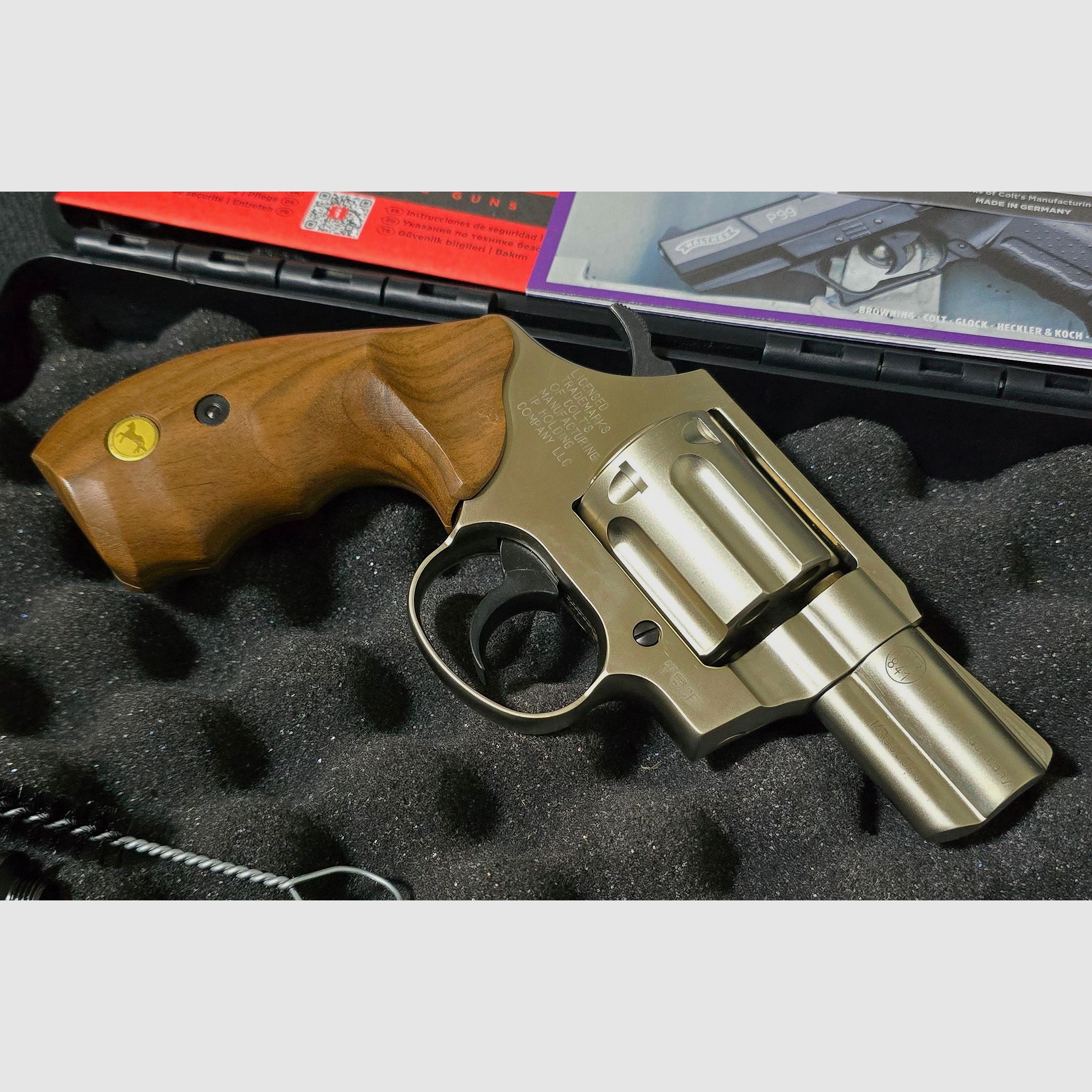 Colt Detective Spec. 9mm RK blank nickel wood