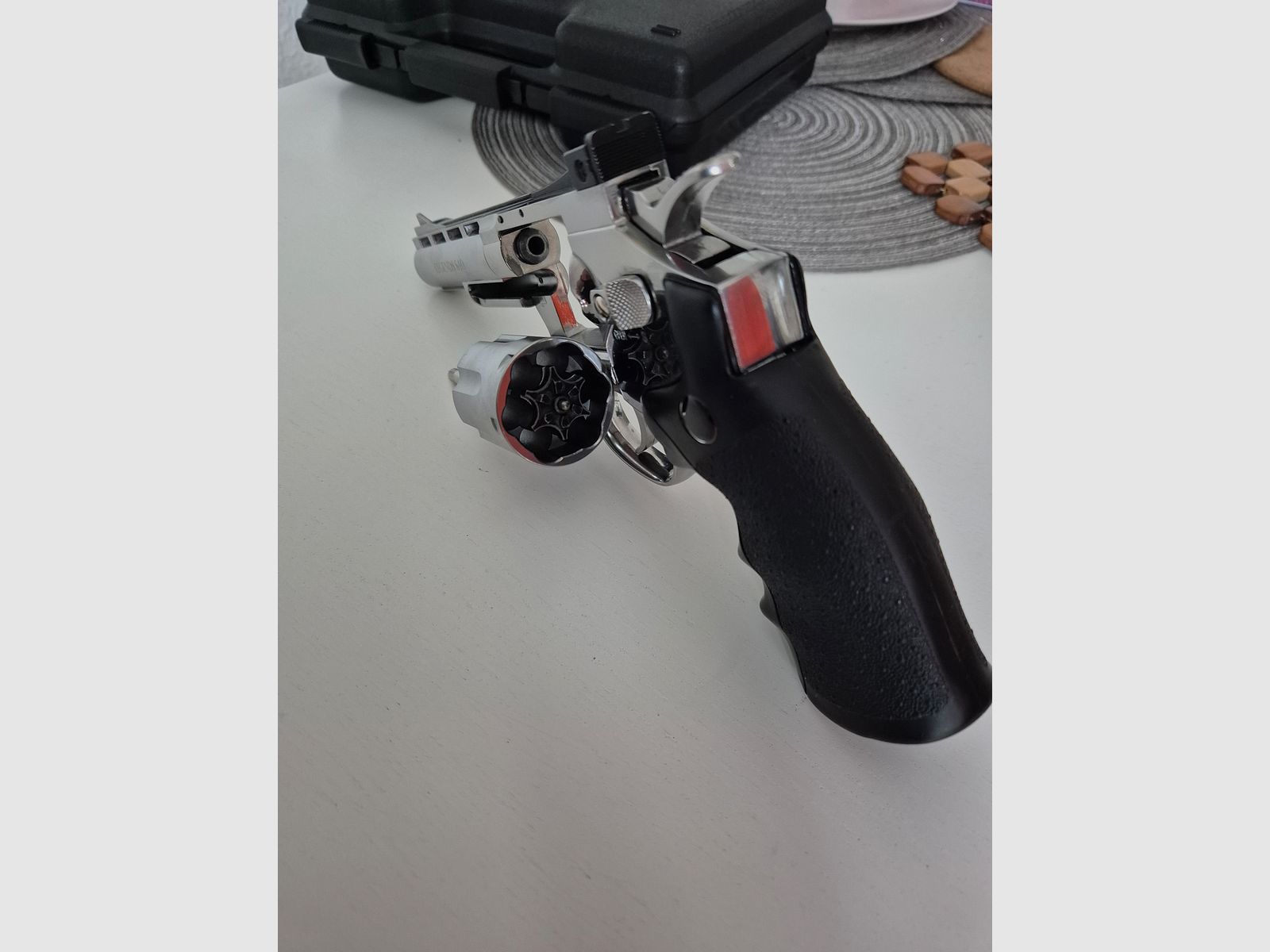 Smith & Wesson Revolver S40 co2