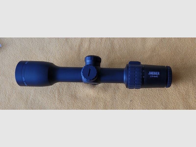 Telescopio Yukon Jaeger 1,5-6x42 con reticolo XO1i
