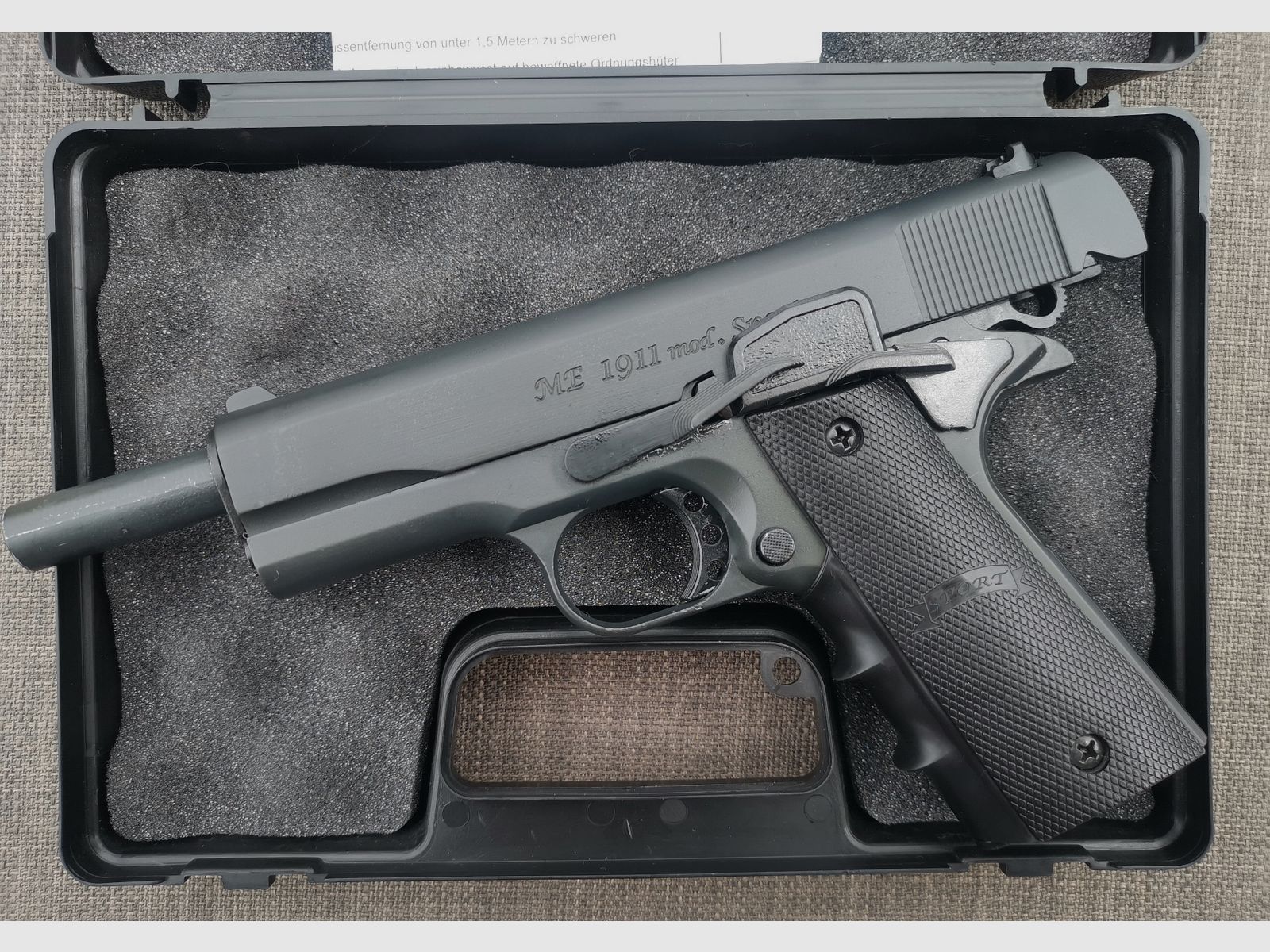 Biete ……ME 1911 Model Sport, black, dark earth, Neu