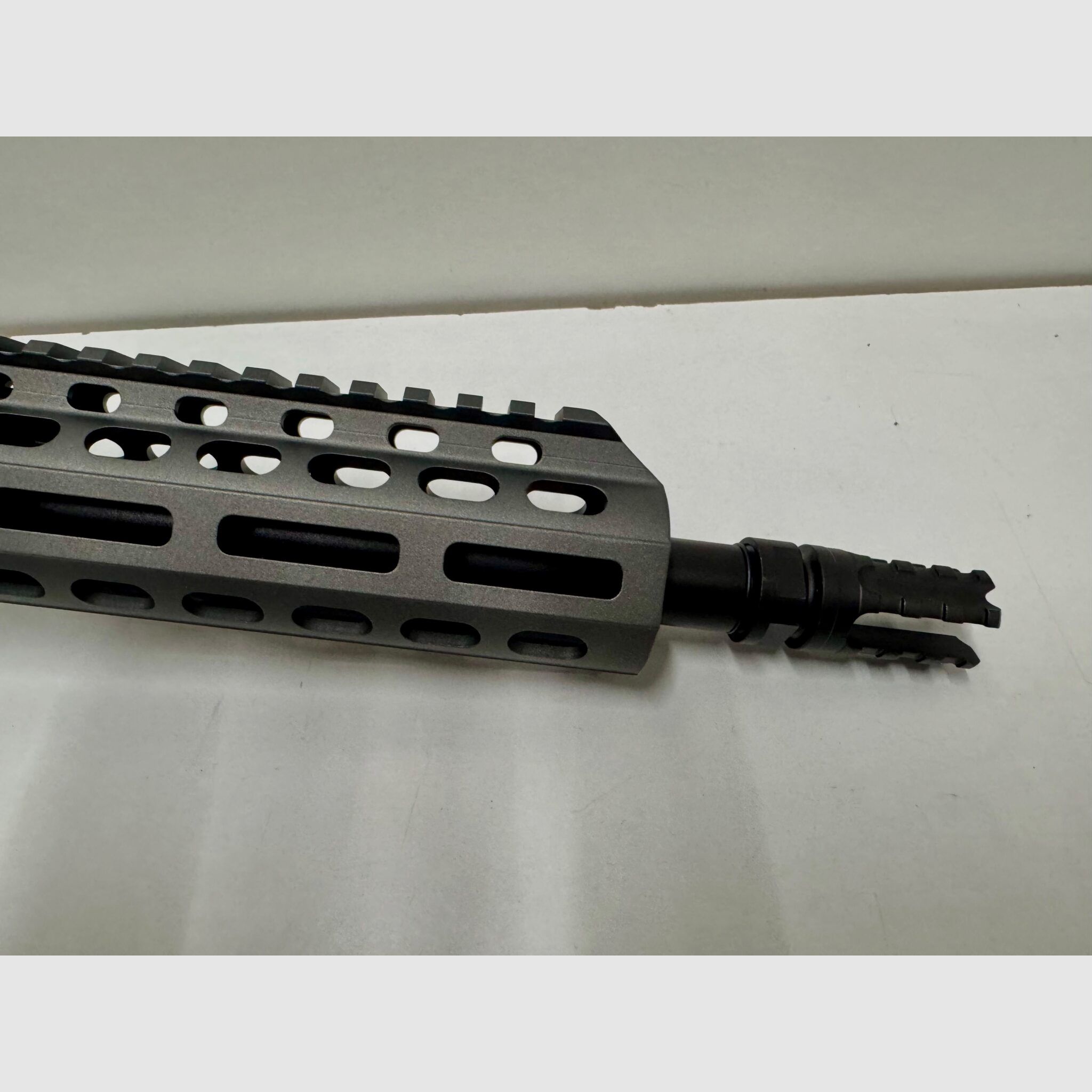 Schmeisser AR15 M5FL 16,75“ Grey