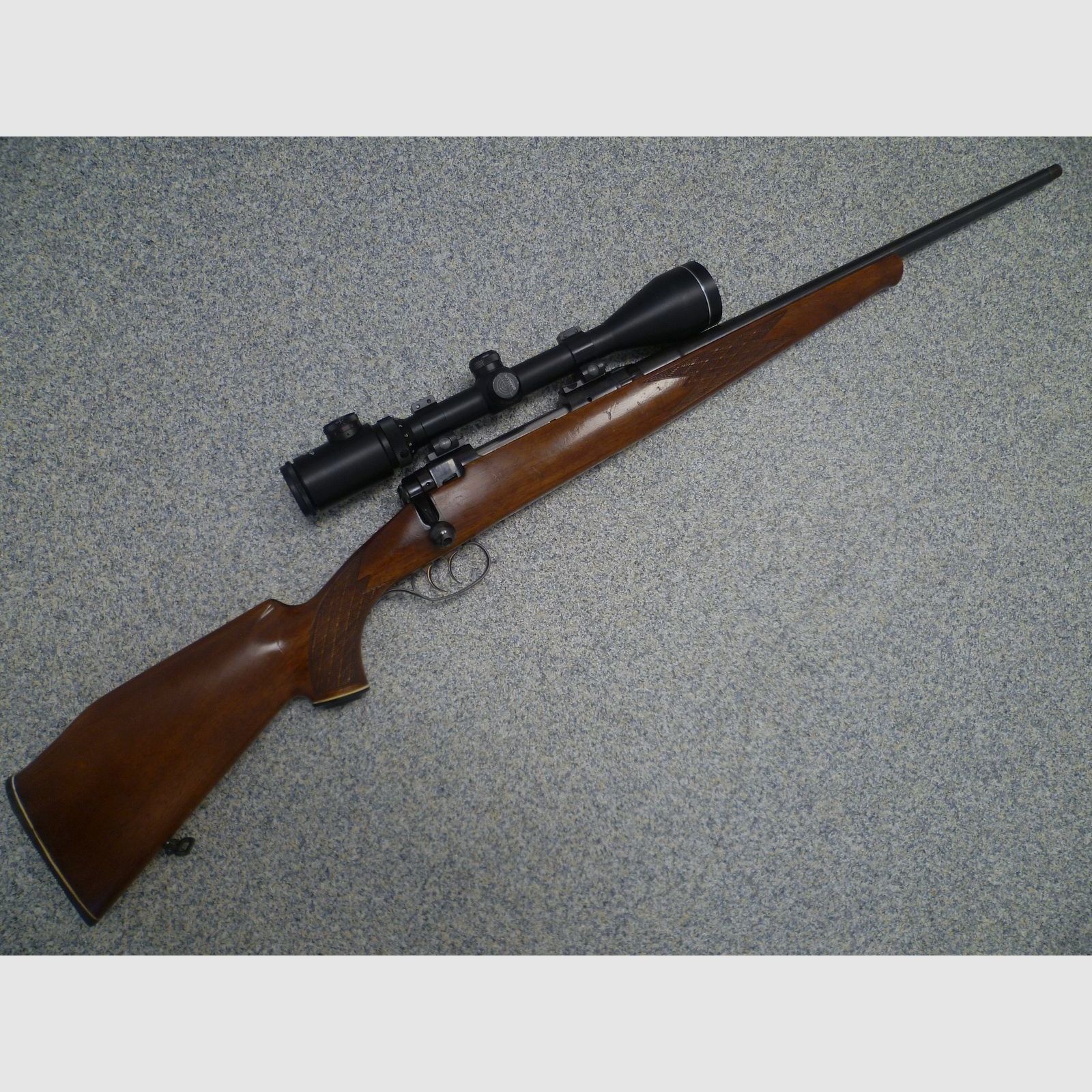 Repeater rifle Anschütz model 110 .243 Win. SD thread