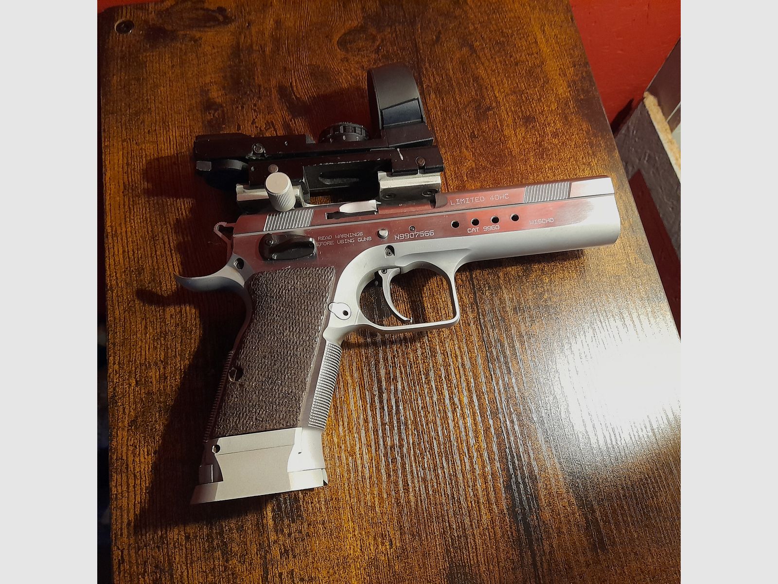 TanfoglioLimited 40 HC CAT 9960 4" con sistema intercambiable en 9mm Luger