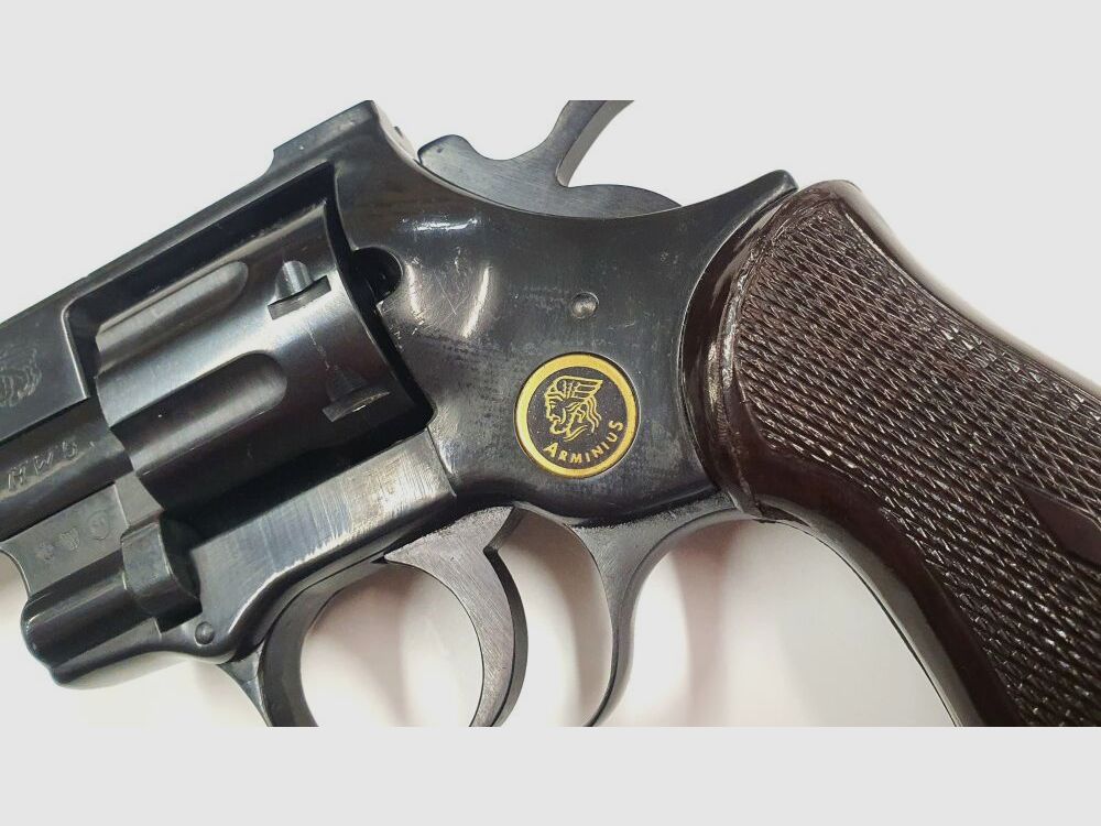 Revolver Arminius HW5