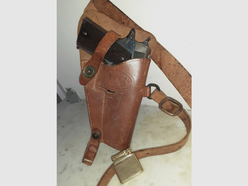 COLT 1911 , M3 ..shoulder Holster WK II. (Original), - kein ERMA, Walther usw.