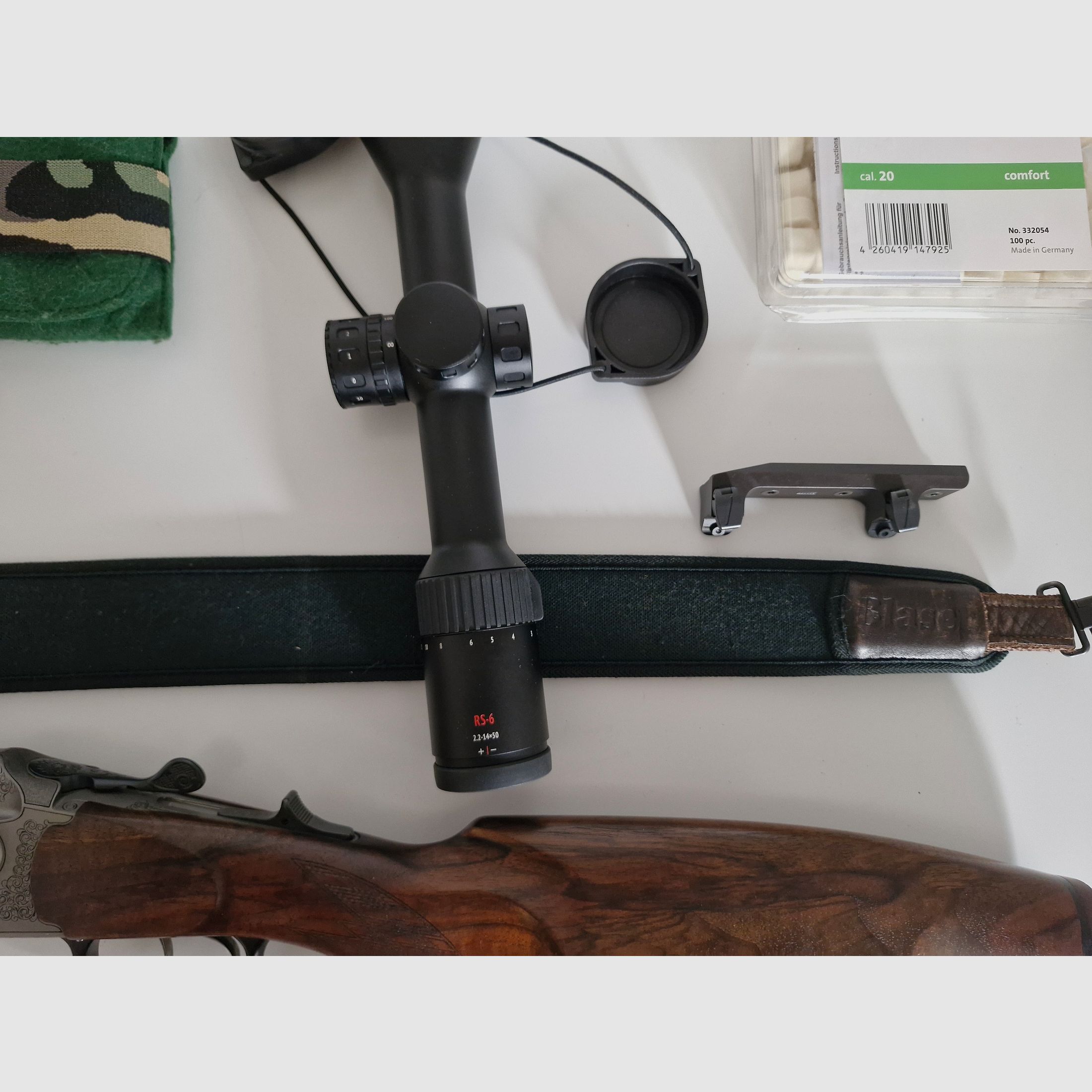 Bockdrilling / Doppelbüchsdrilling Blaser D99 Duo Luxus - Paquete completo con ZF, montaje en silla, munición y mucho más.