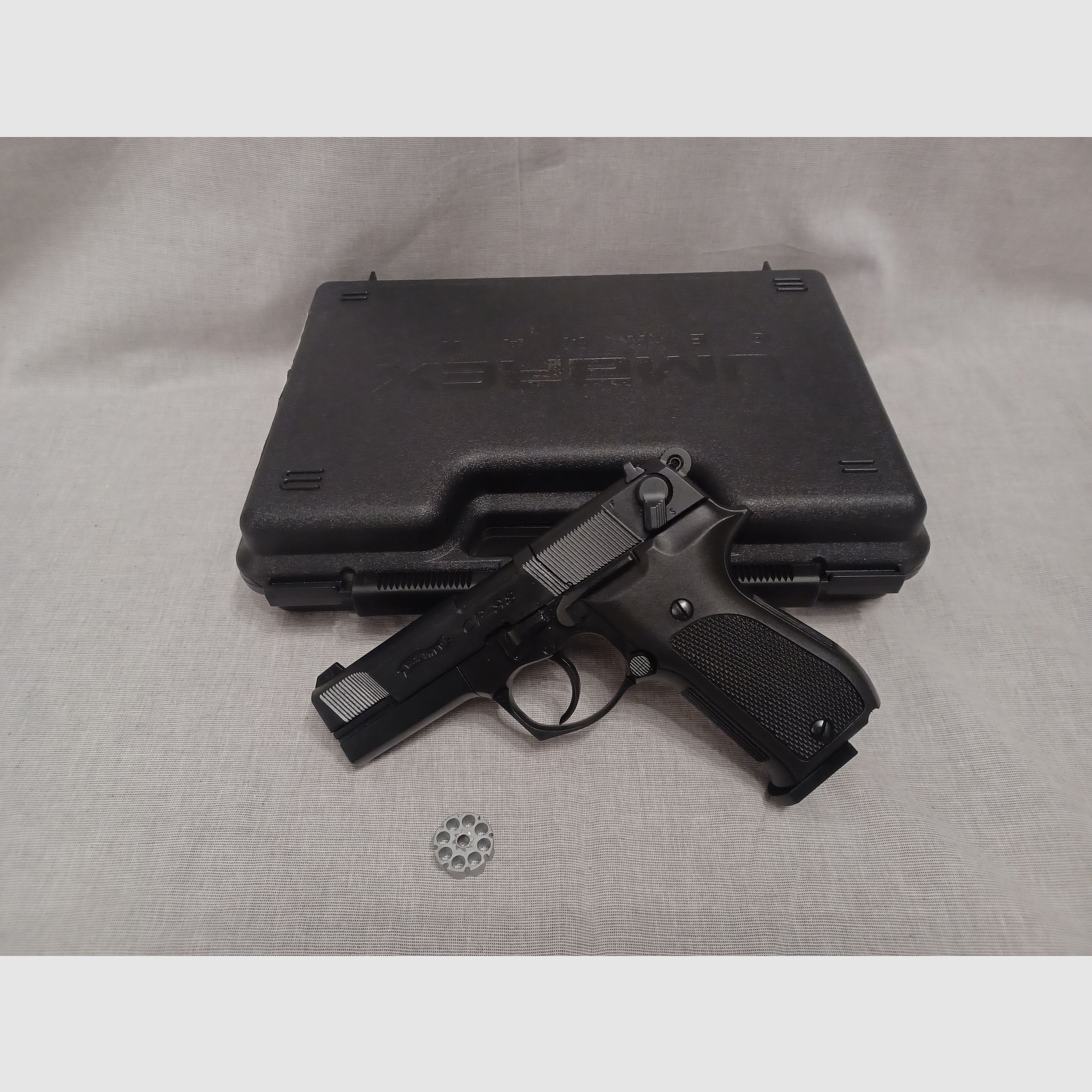 Walther CP88 / 4,5 mm Diabolo / CO2 / Pistole / OVP (14)