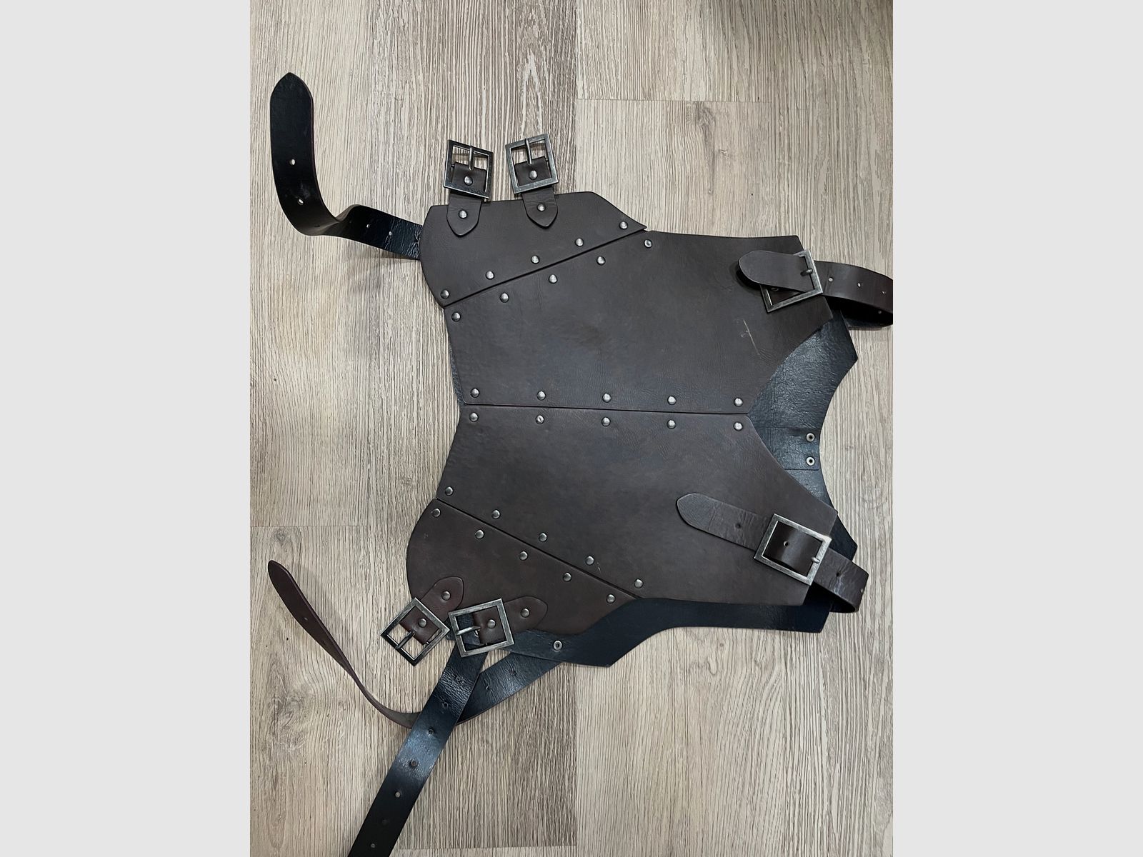 Ritter / Lord of the Rings / Middeleeuws zwaard + kostuumverzameling