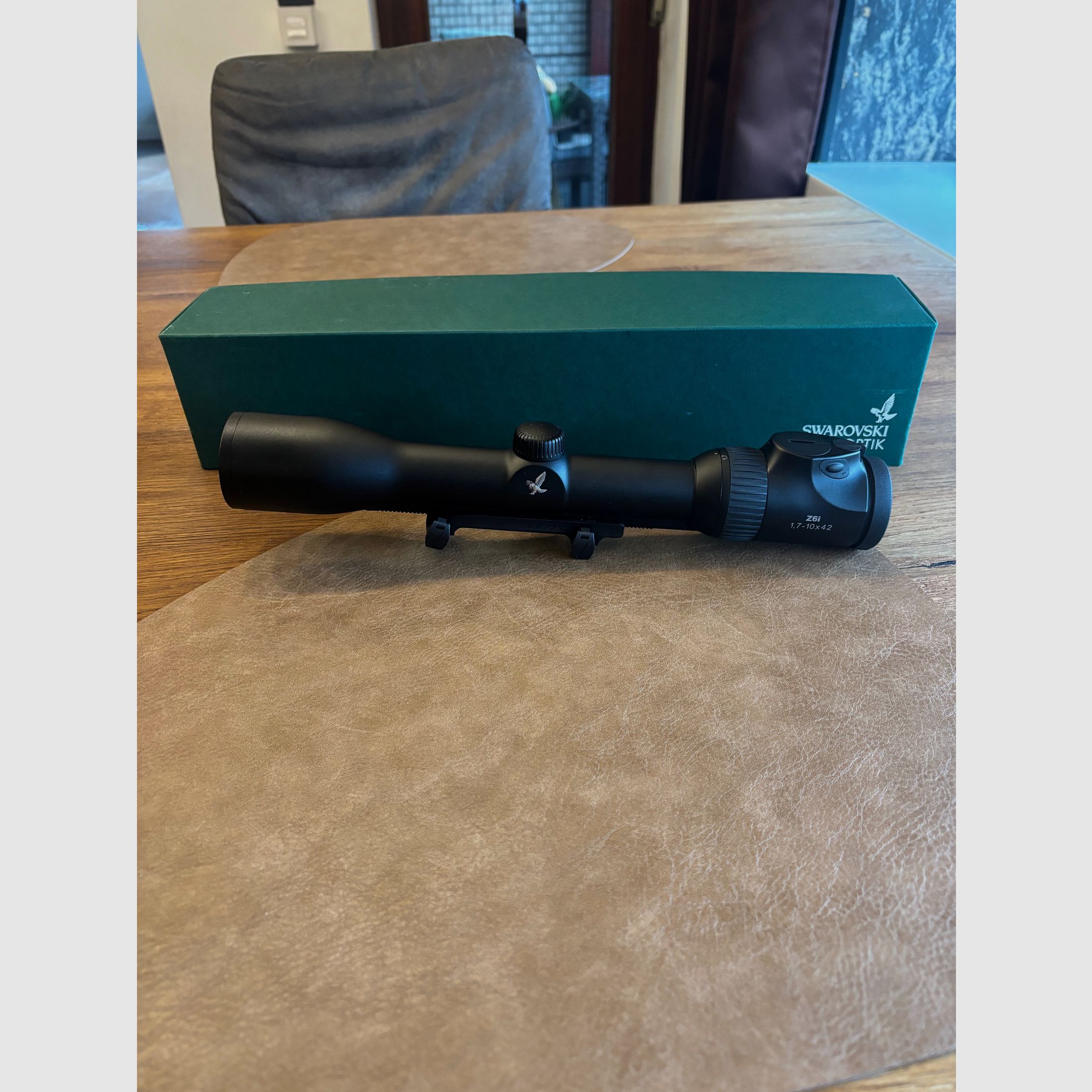 Swarovski Z6i 1.7-10x42 SR 
