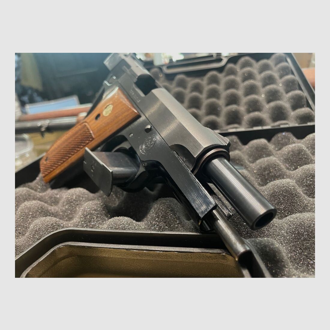 Smith & Wesson 39-2