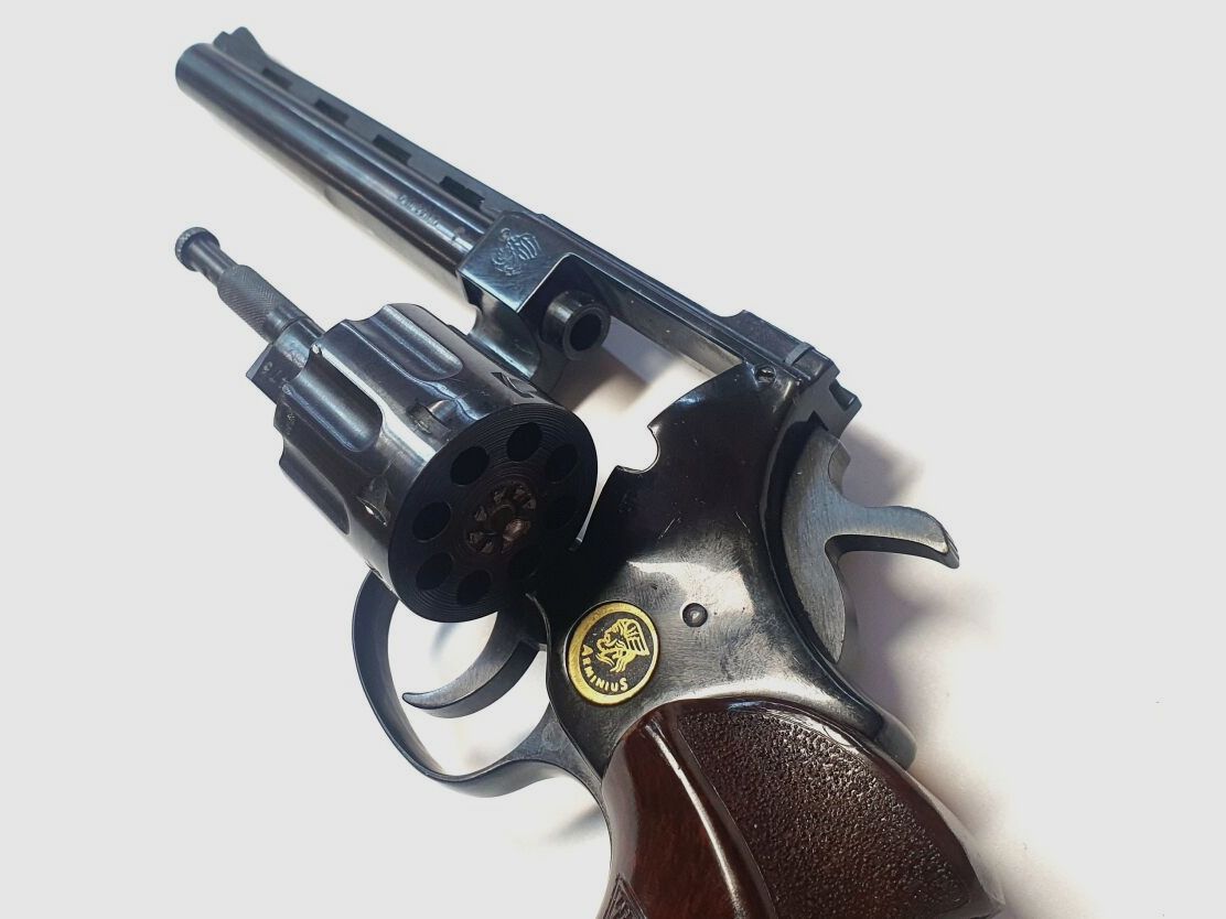 H.WEIRAUCH Revolver Arminius H.Weirauch 7S - .22lr